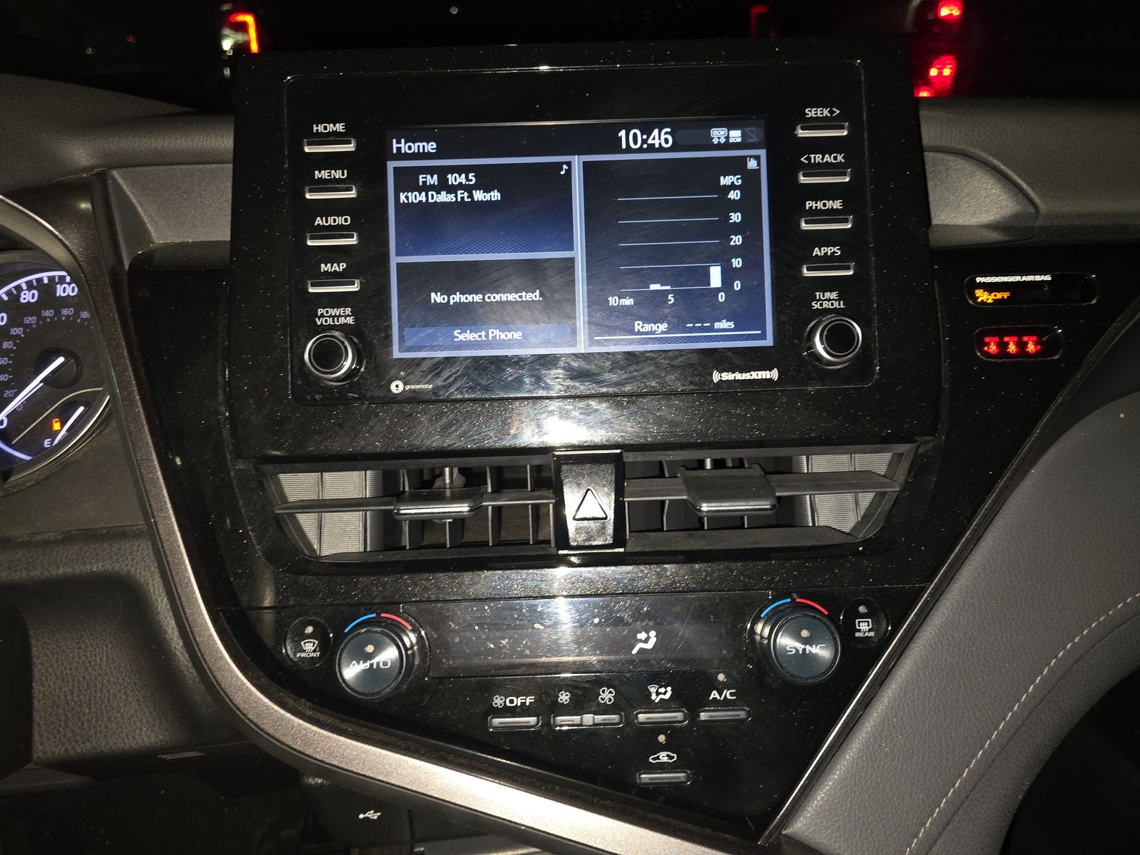 2022 Toyota Camry LE FWD