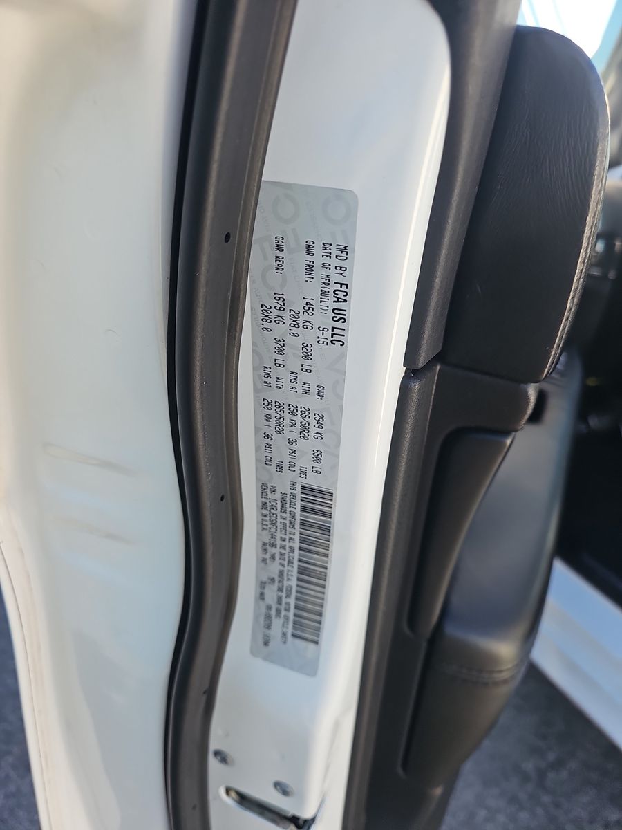 2015 Jeep Grand Cherokee Overland High Altitude Edition RWD