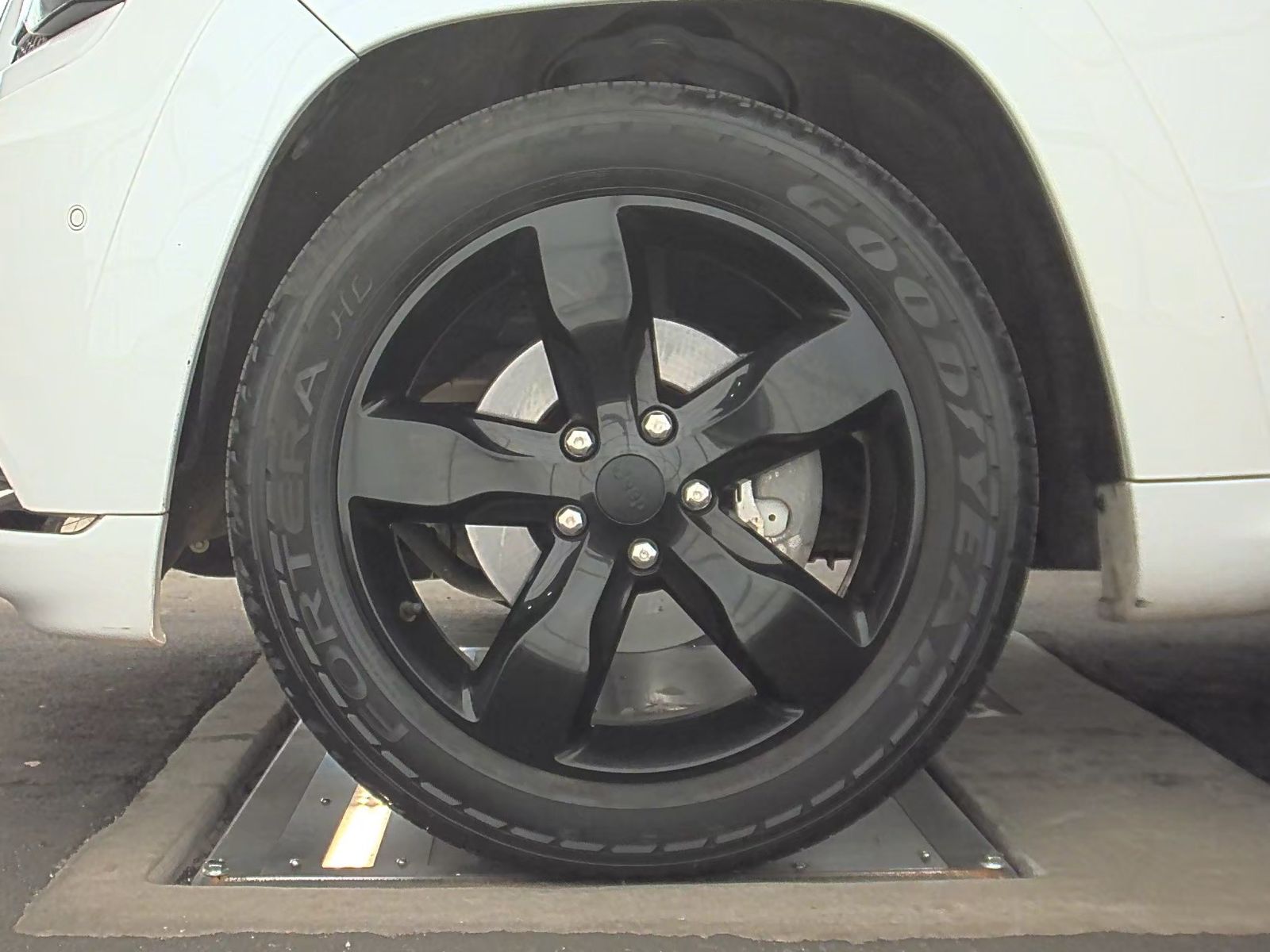 2015 Jeep Grand Cherokee Overland High Altitude Edition RWD