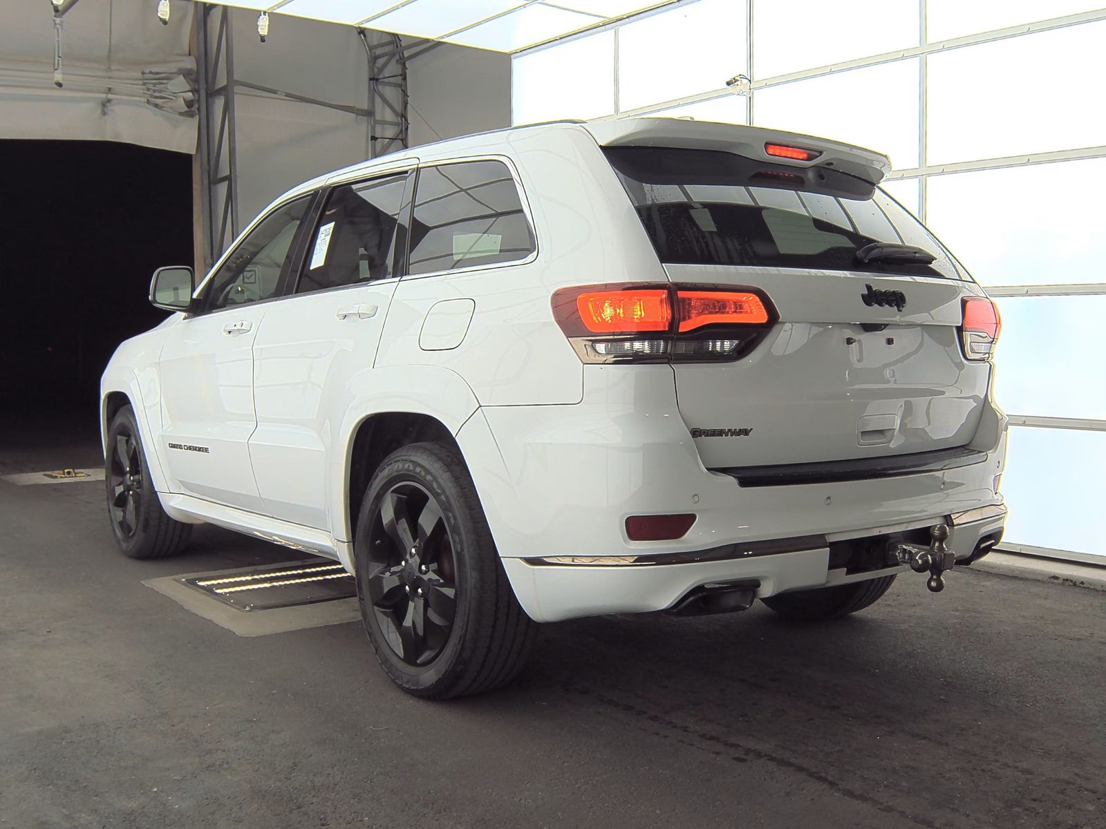 2015 Jeep Grand Cherokee Overland High Altitude Edition RWD