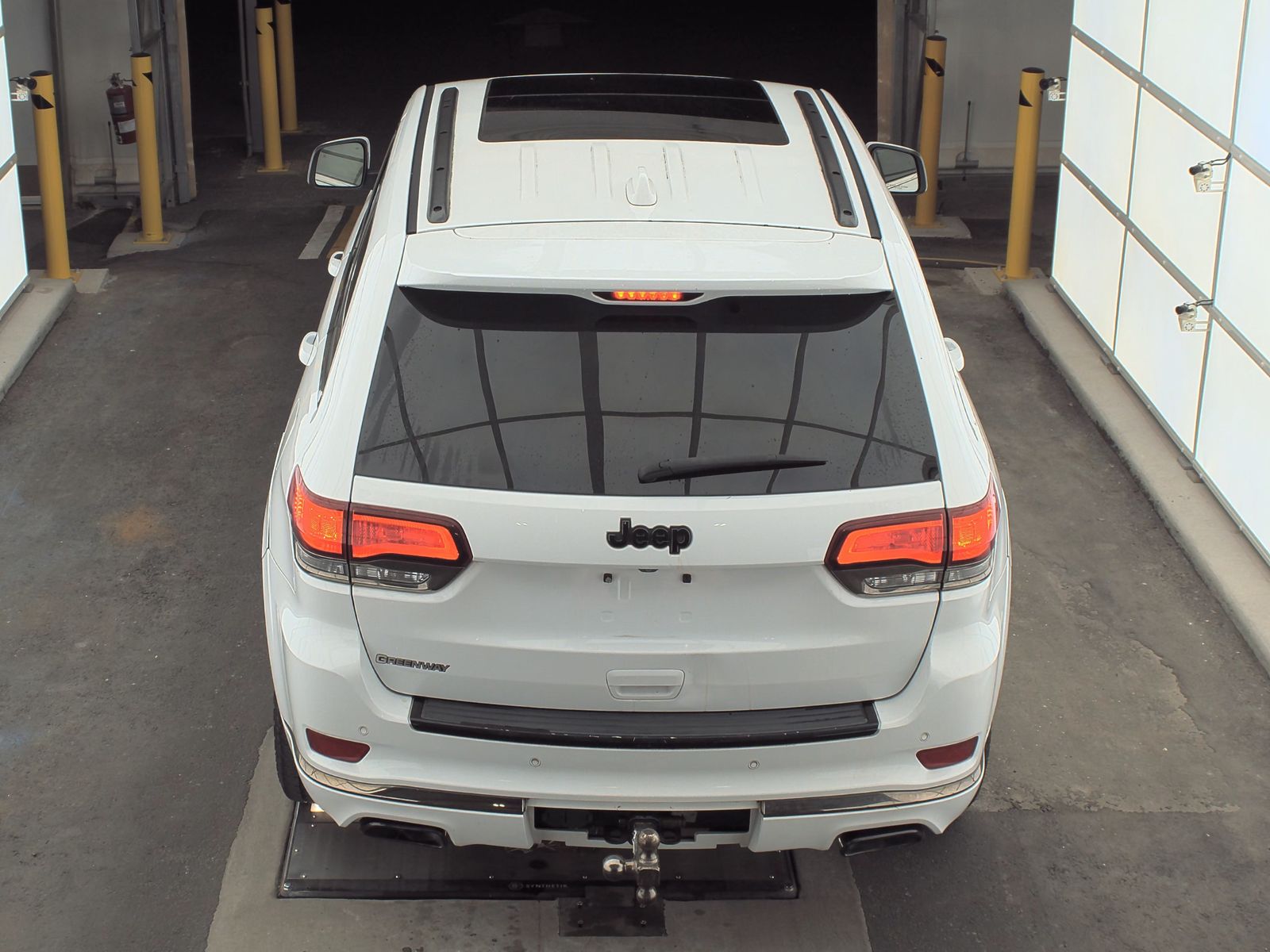 2015 Jeep Grand Cherokee Overland High Altitude Edition RWD