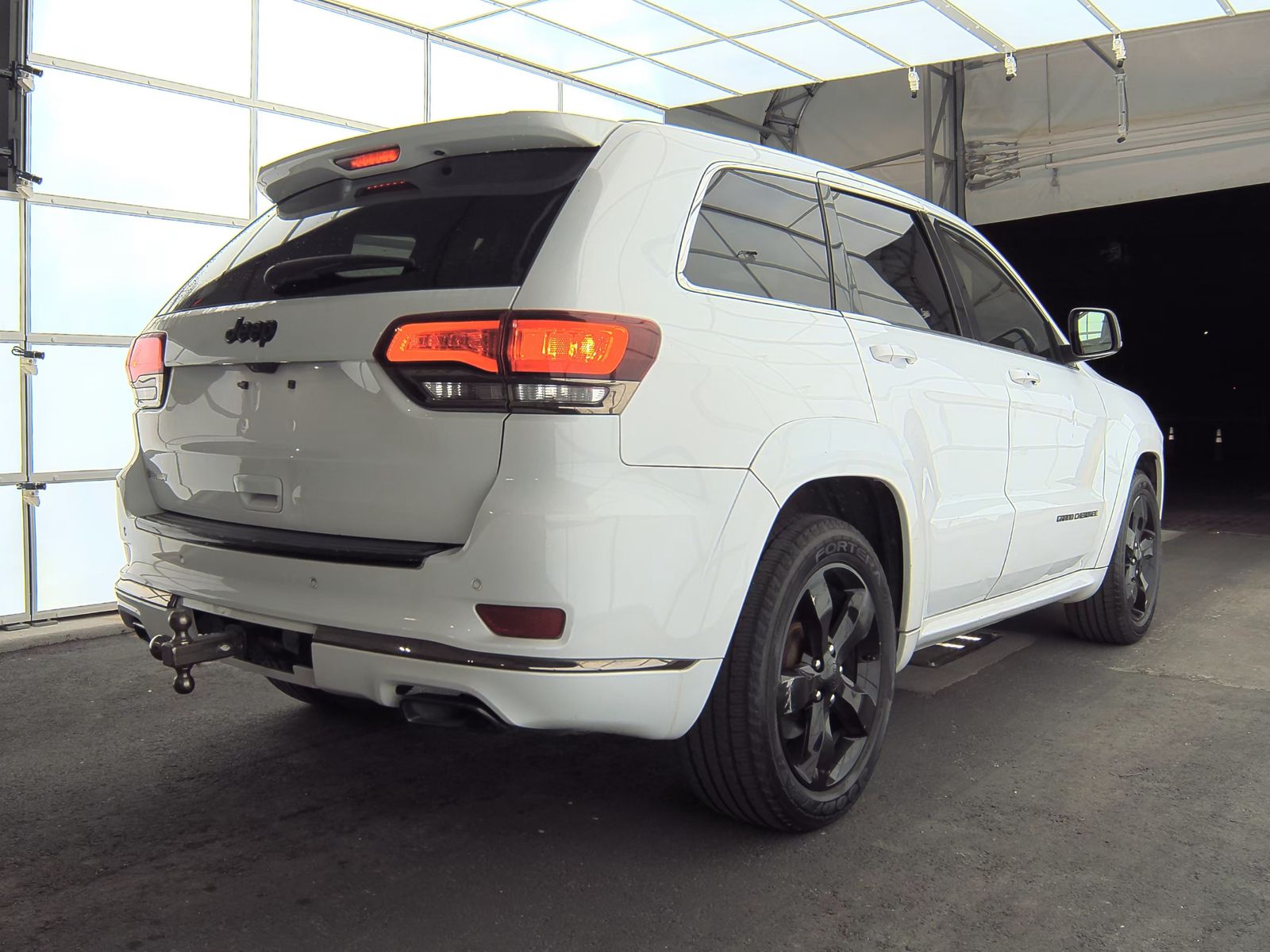 2015 Jeep Grand Cherokee Overland High Altitude Edition RWD