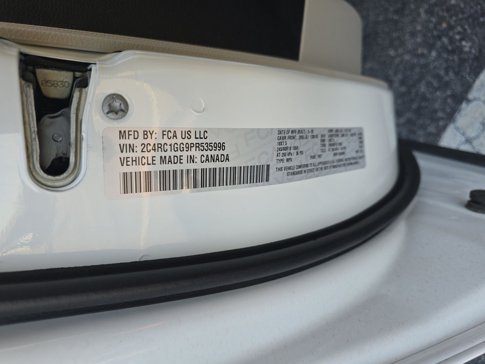 2023 Chrysler Pacifica Limited FWD