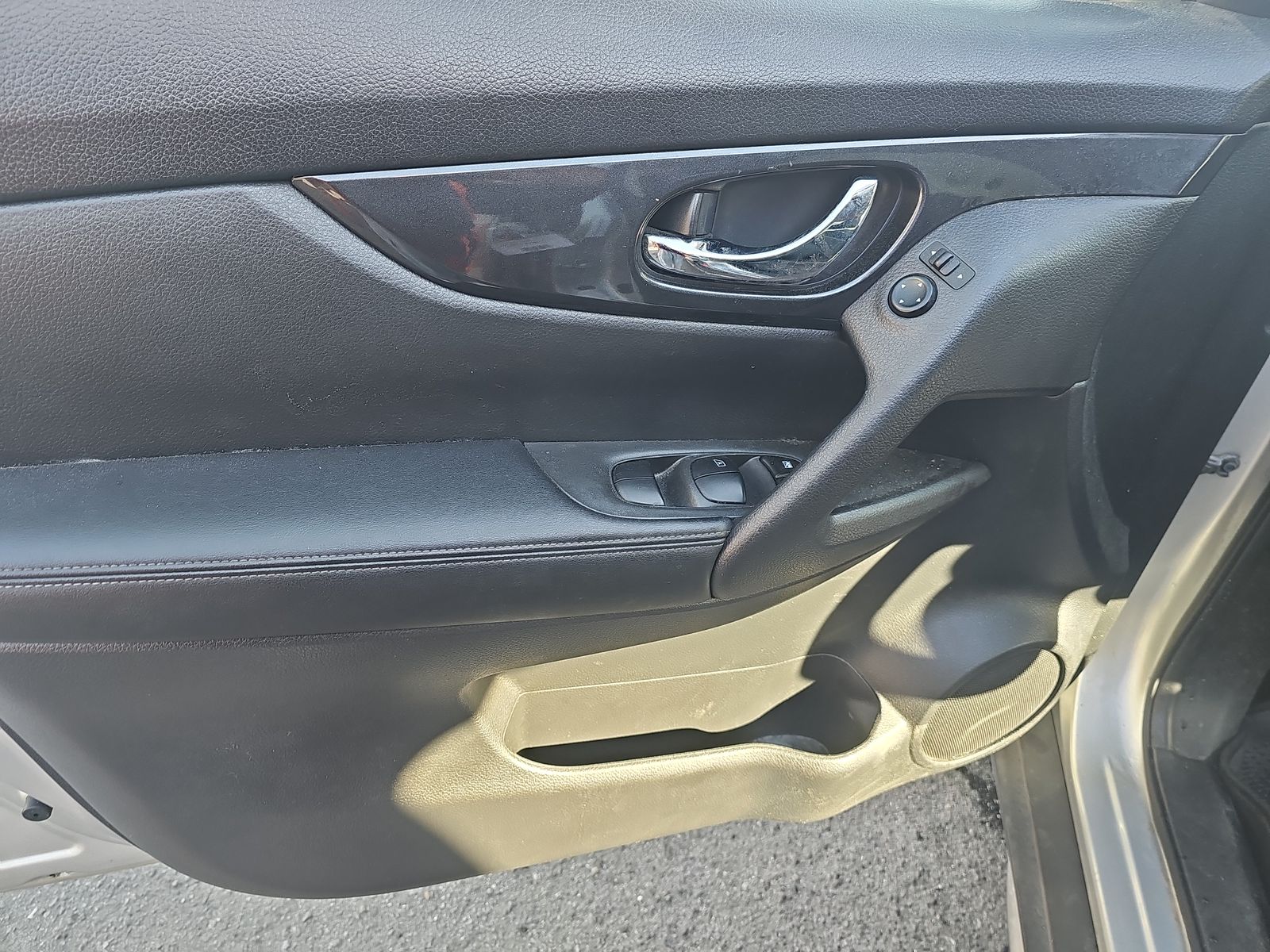 2020 Nissan Rogue SV FWD