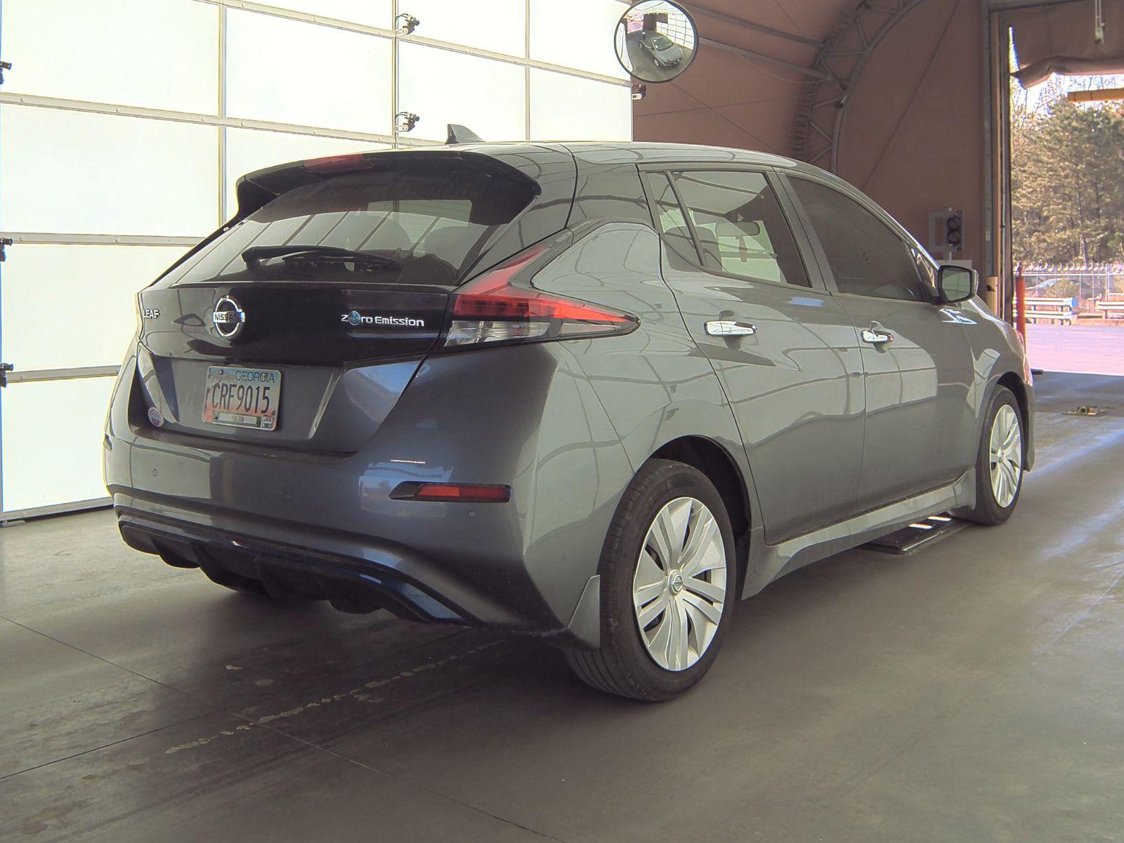 2021 Nissan LEAF S FWD