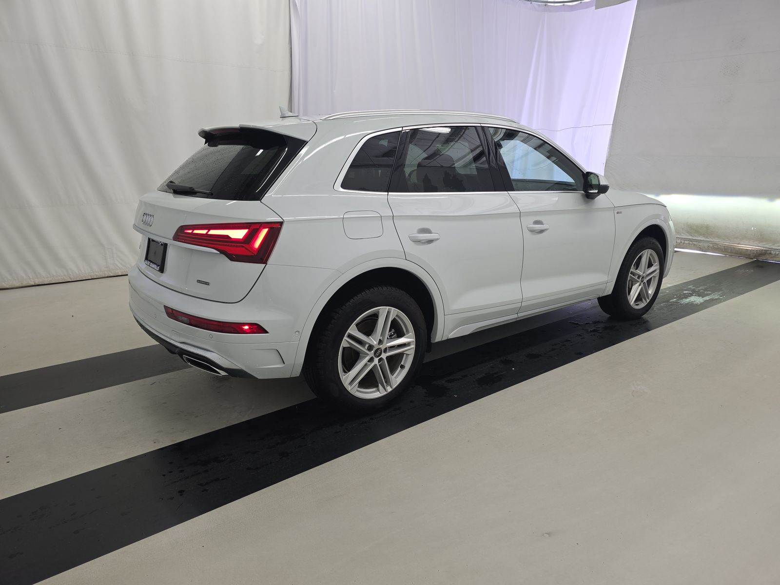 2024 Audi Q5 e Plug-In Hybrid S line Prestige AWD