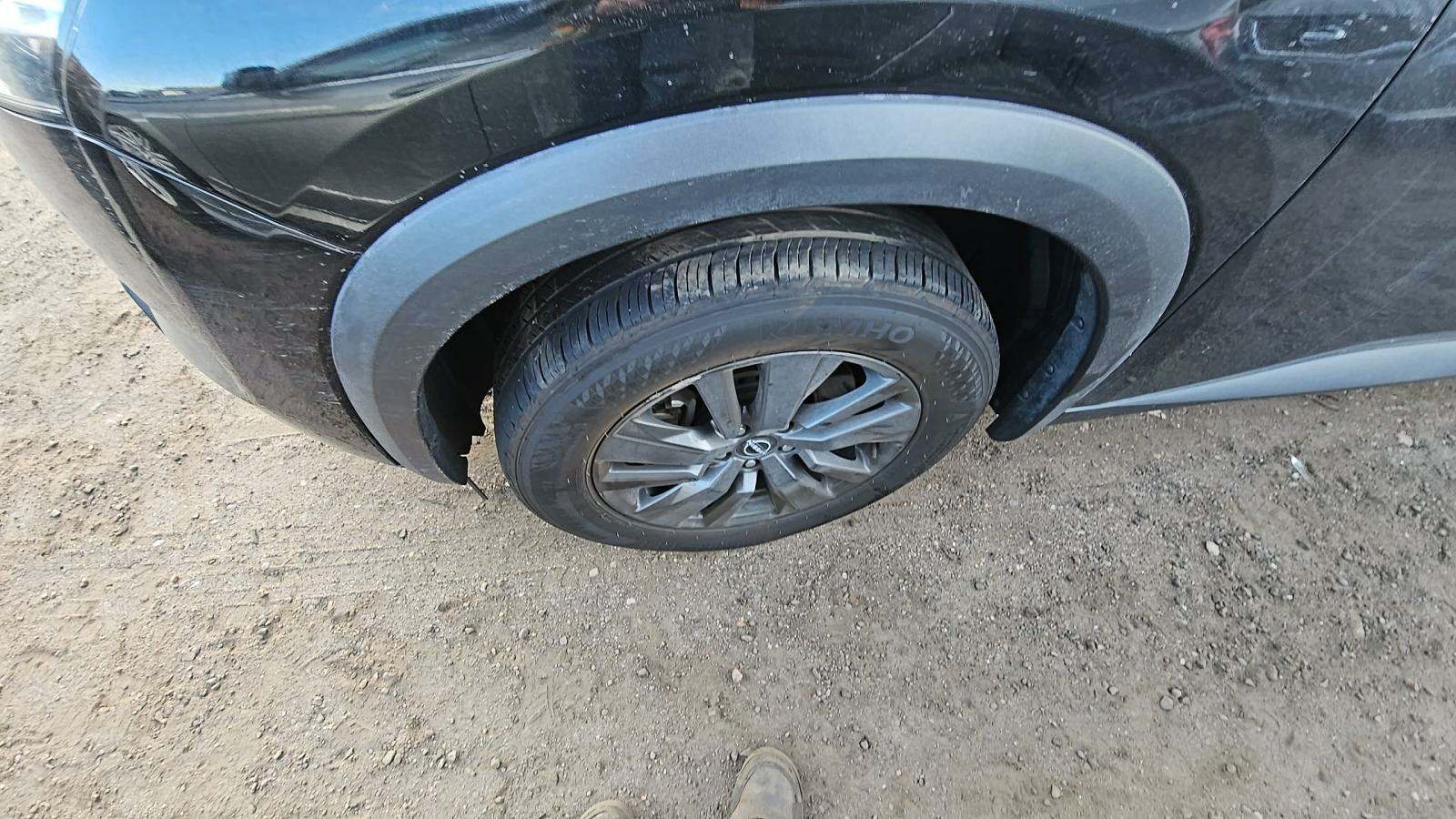 2022 Nissan Pathfinder SV AWD