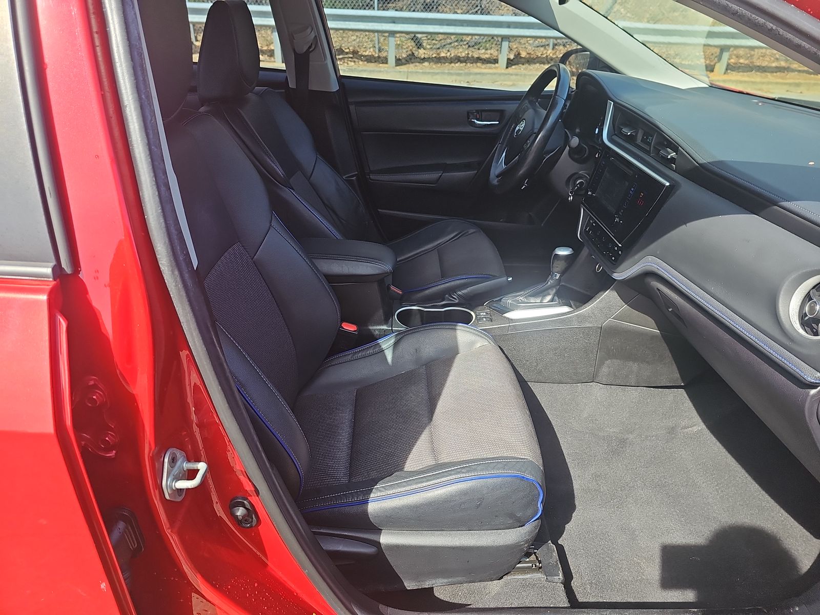 2019 Toyota Corolla SE FWD