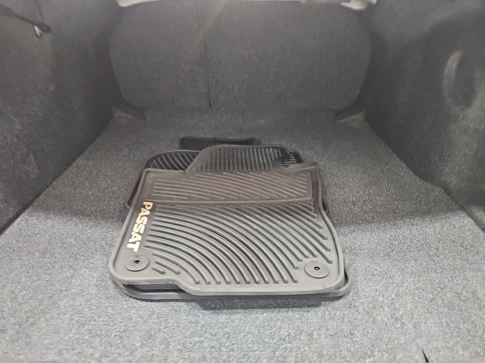 2018 Volkswagen Passat 3.6L FWD