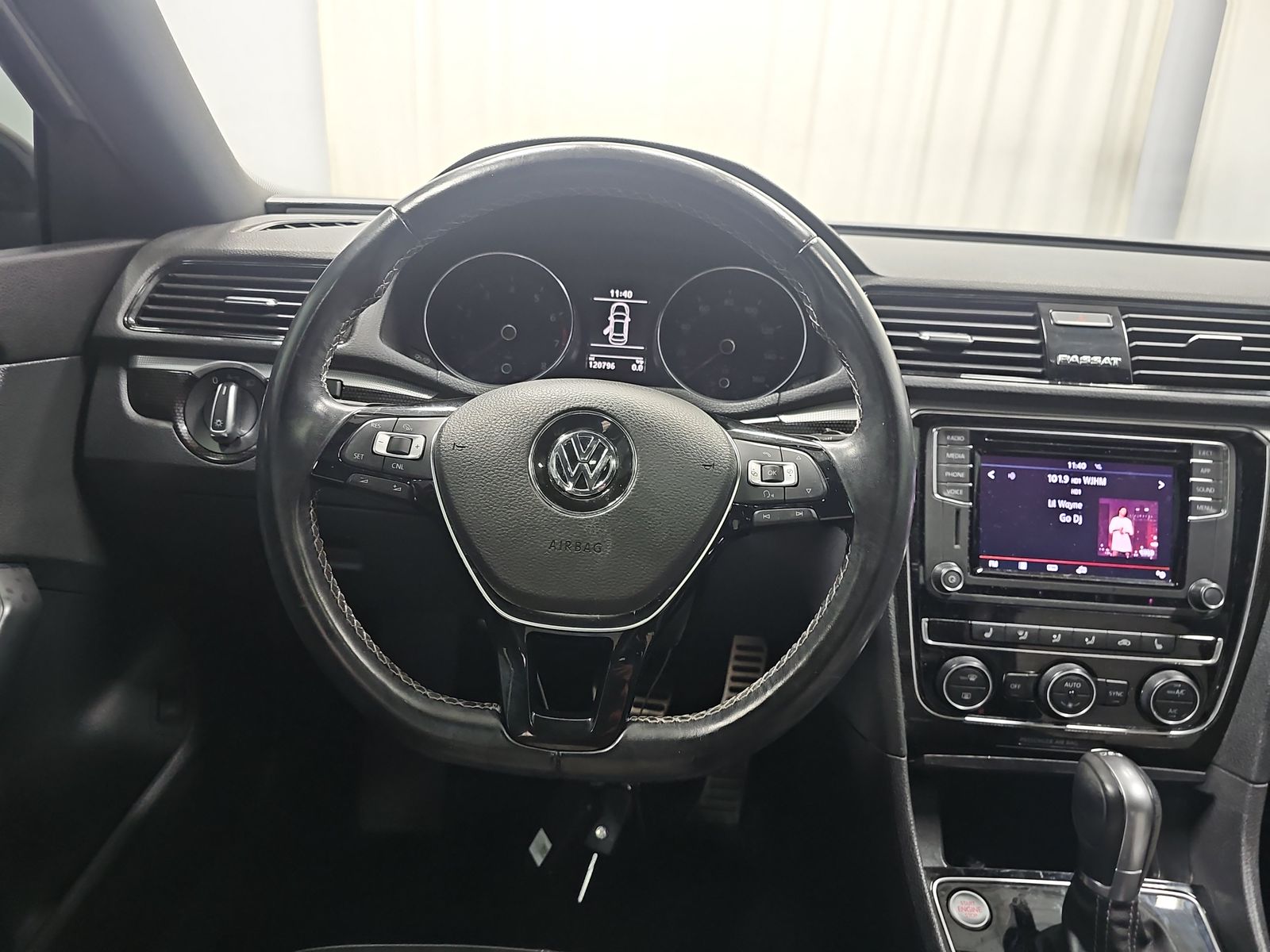 2018 Volkswagen Passat 3.6L FWD
