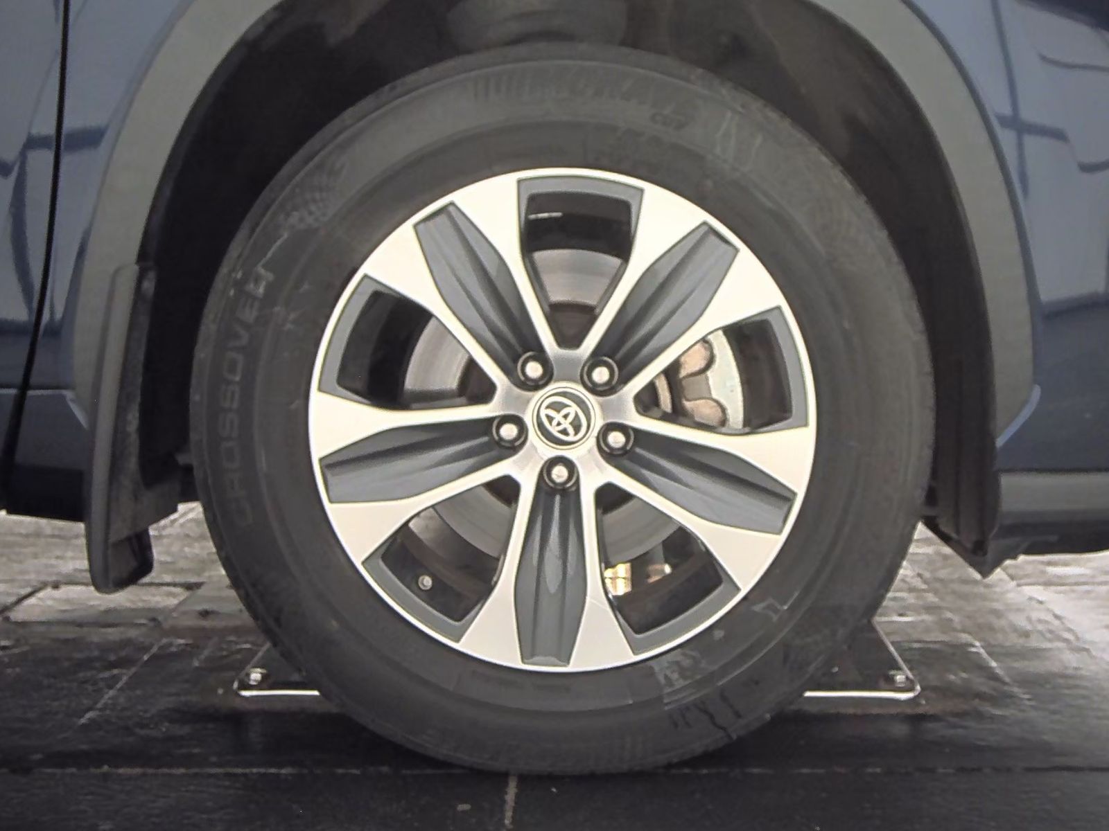 2020 Toyota Highlander XLE FWD