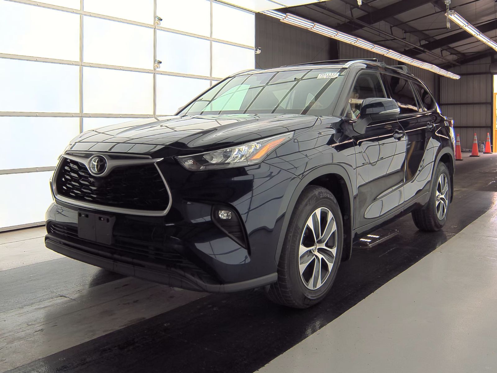 2020 Toyota Highlander XLE FWD