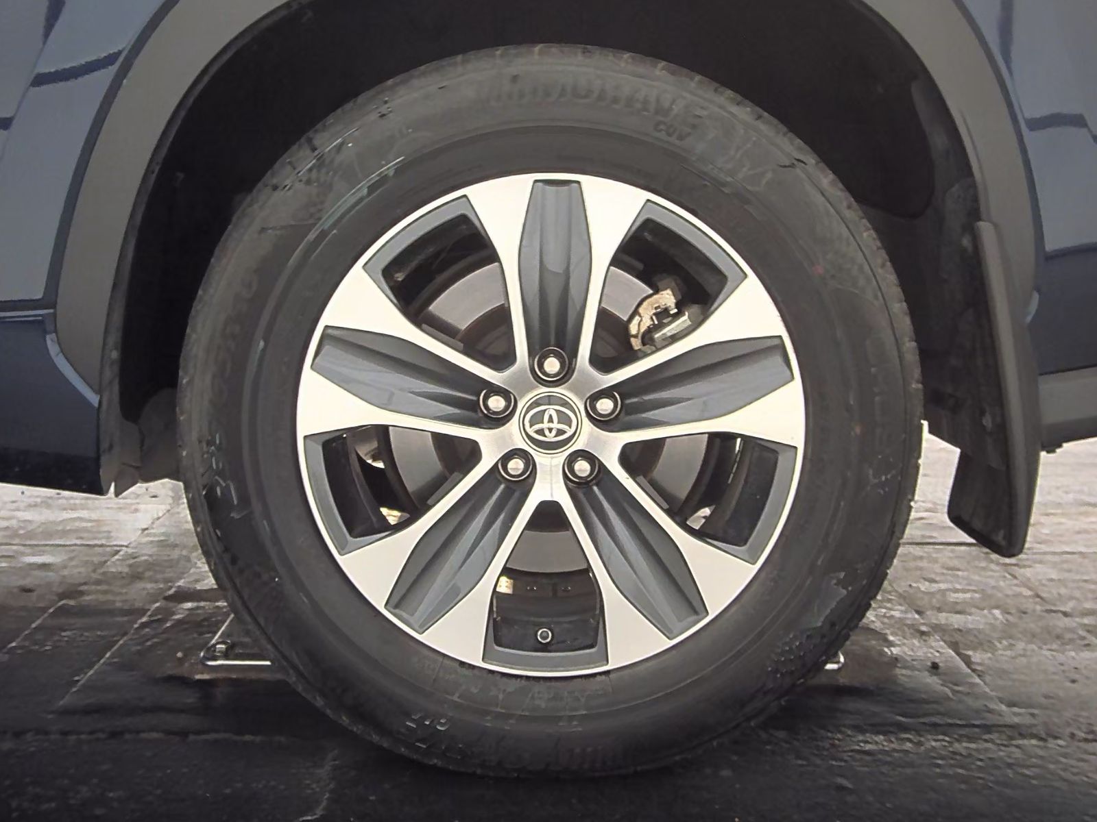 2020 Toyota Highlander XLE FWD