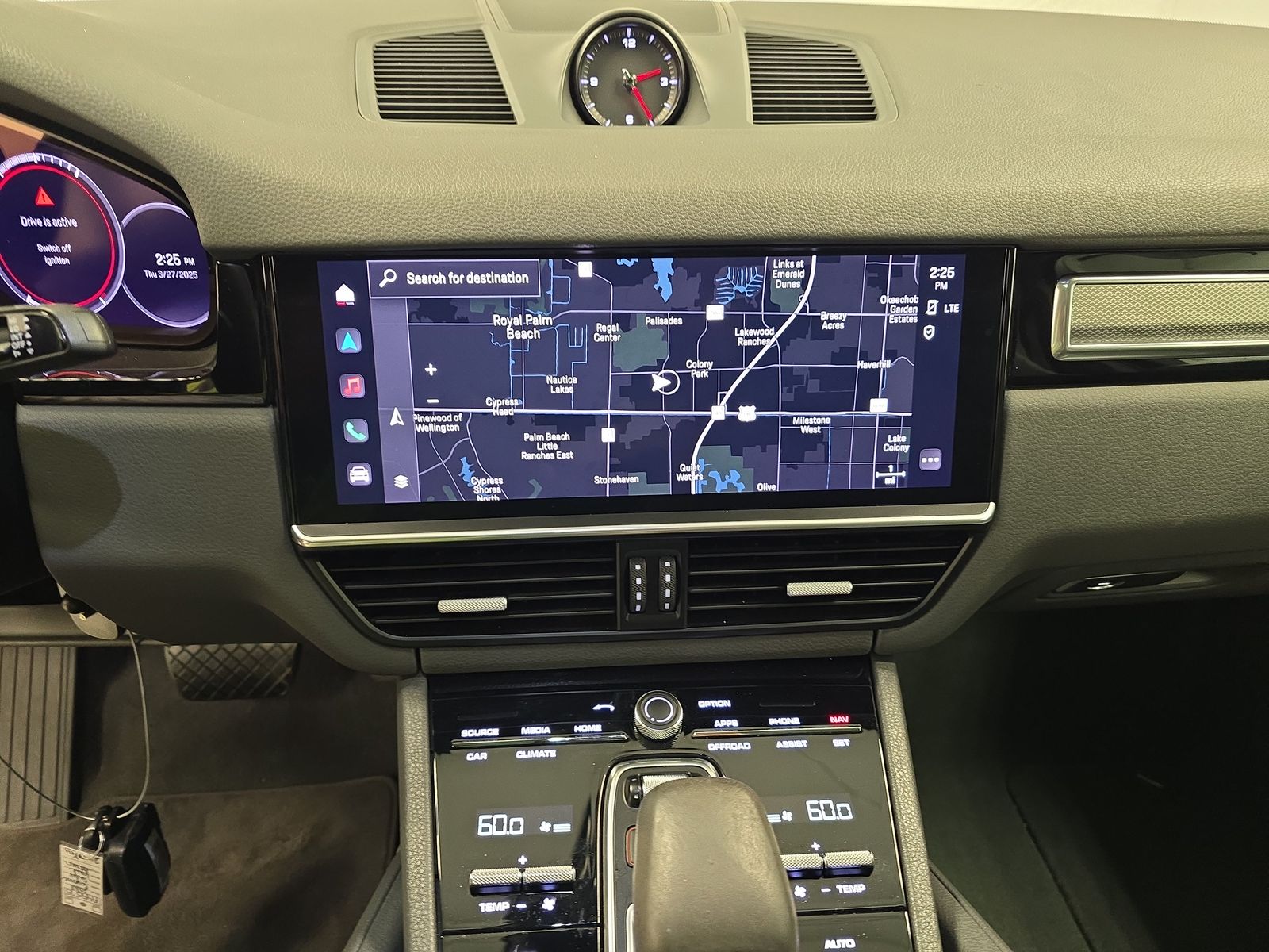 2022 Porsche Cayenne Platinum Edition AWD