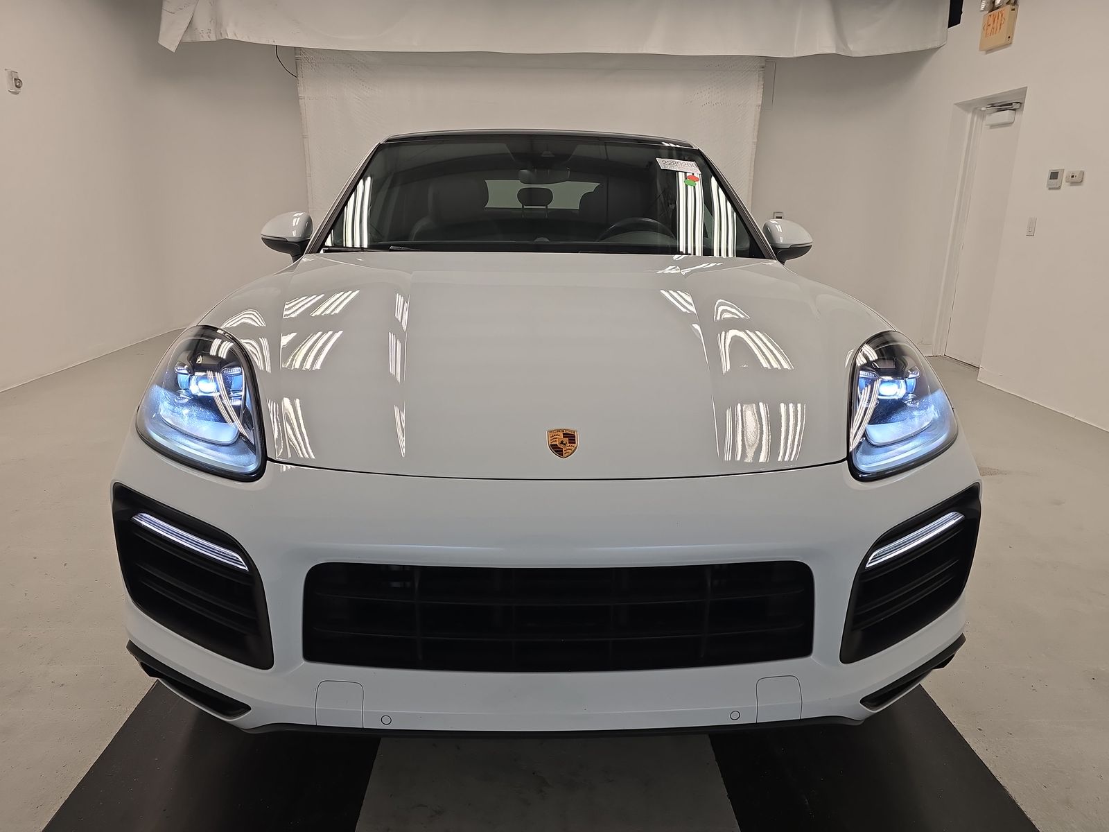2022 Porsche Cayenne Platinum Edition AWD