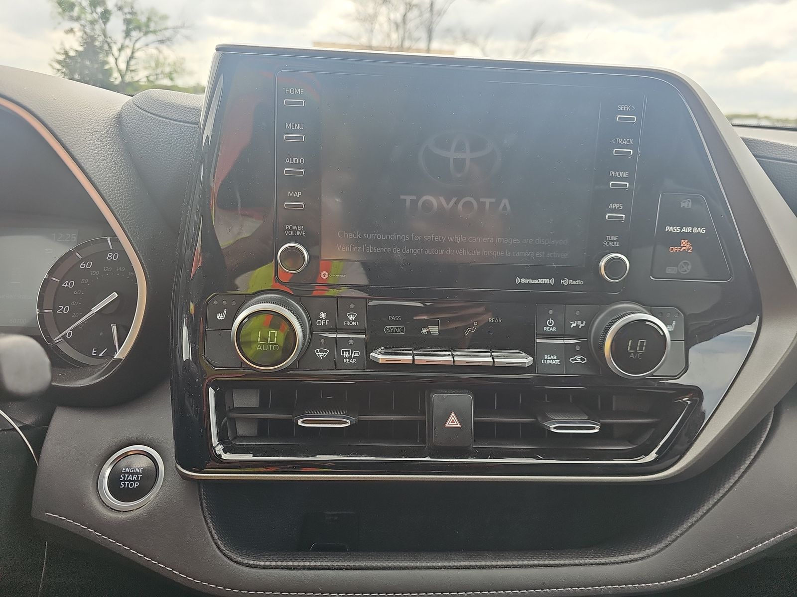 2020 Toyota Highlander XLE FWD