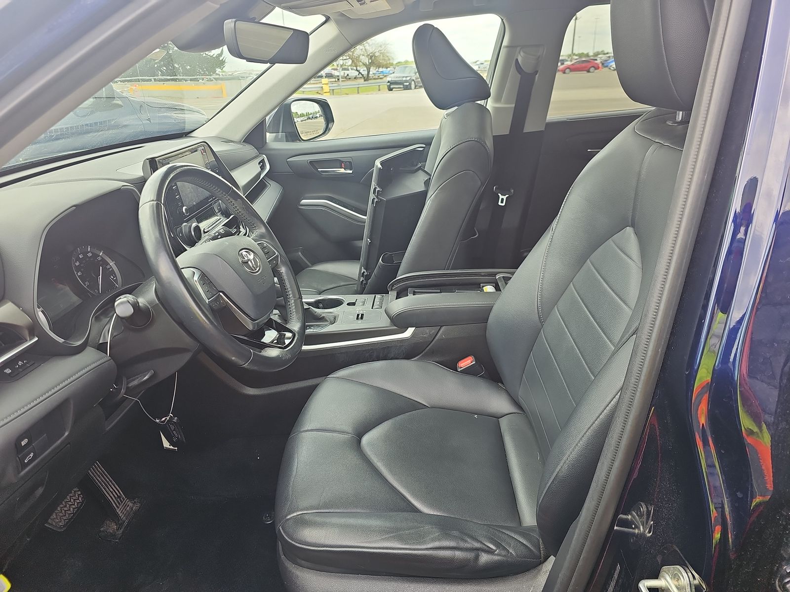 2020 Toyota Highlander XLE FWD