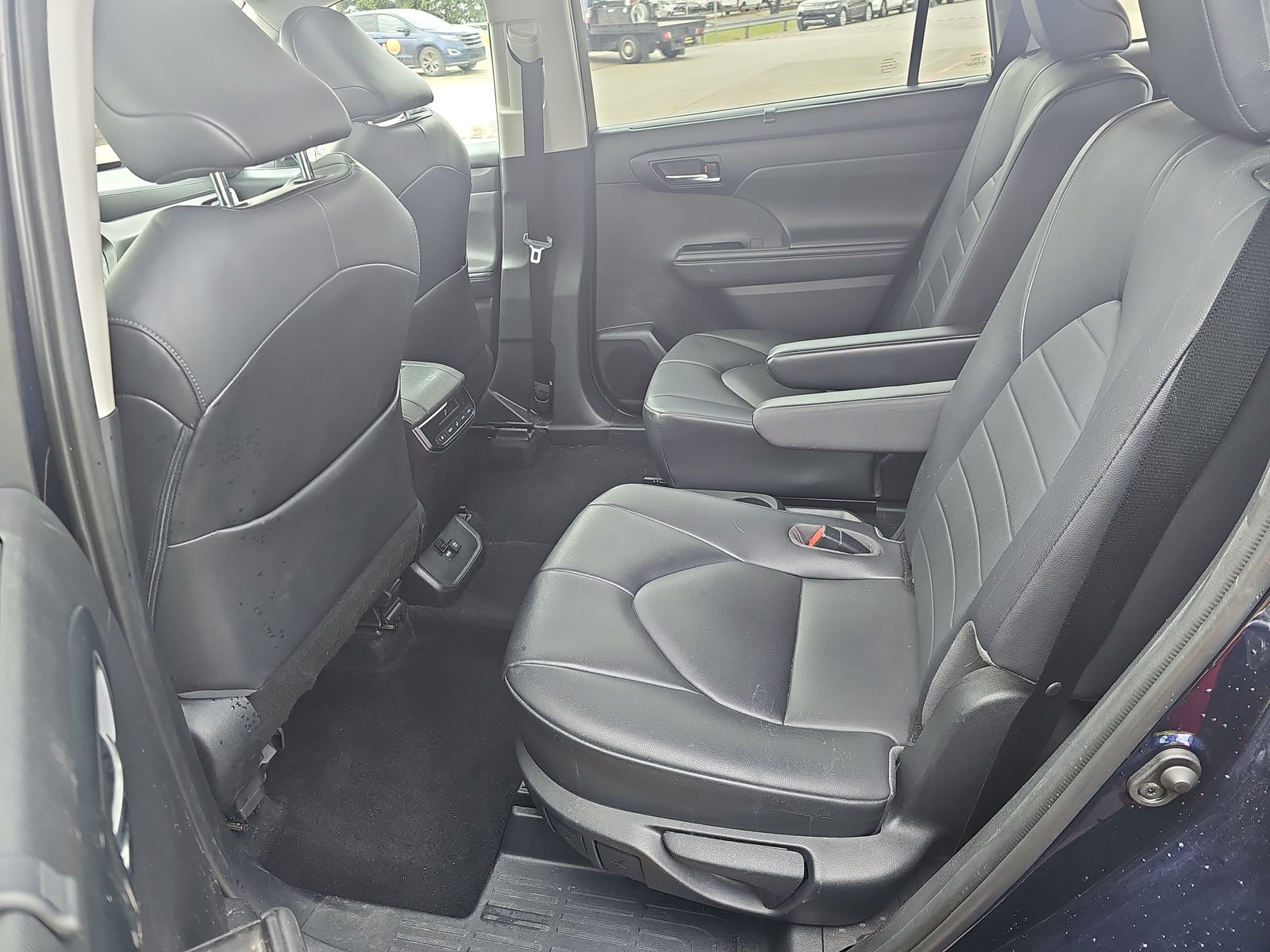 2020 Toyota Highlander XLE FWD