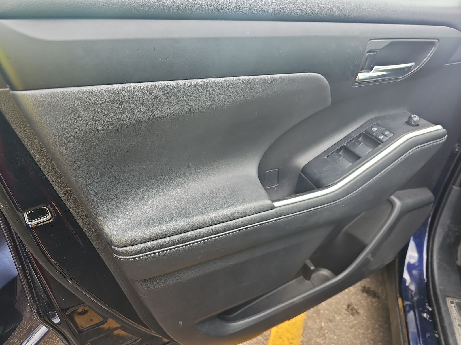 2020 Toyota Highlander XLE FWD