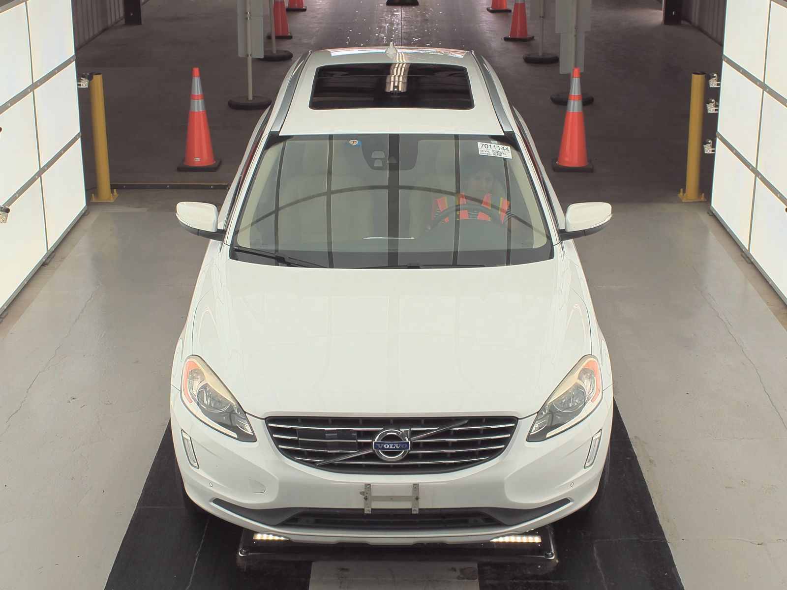 2017 Volvo XC60 T5 Inscription FWD