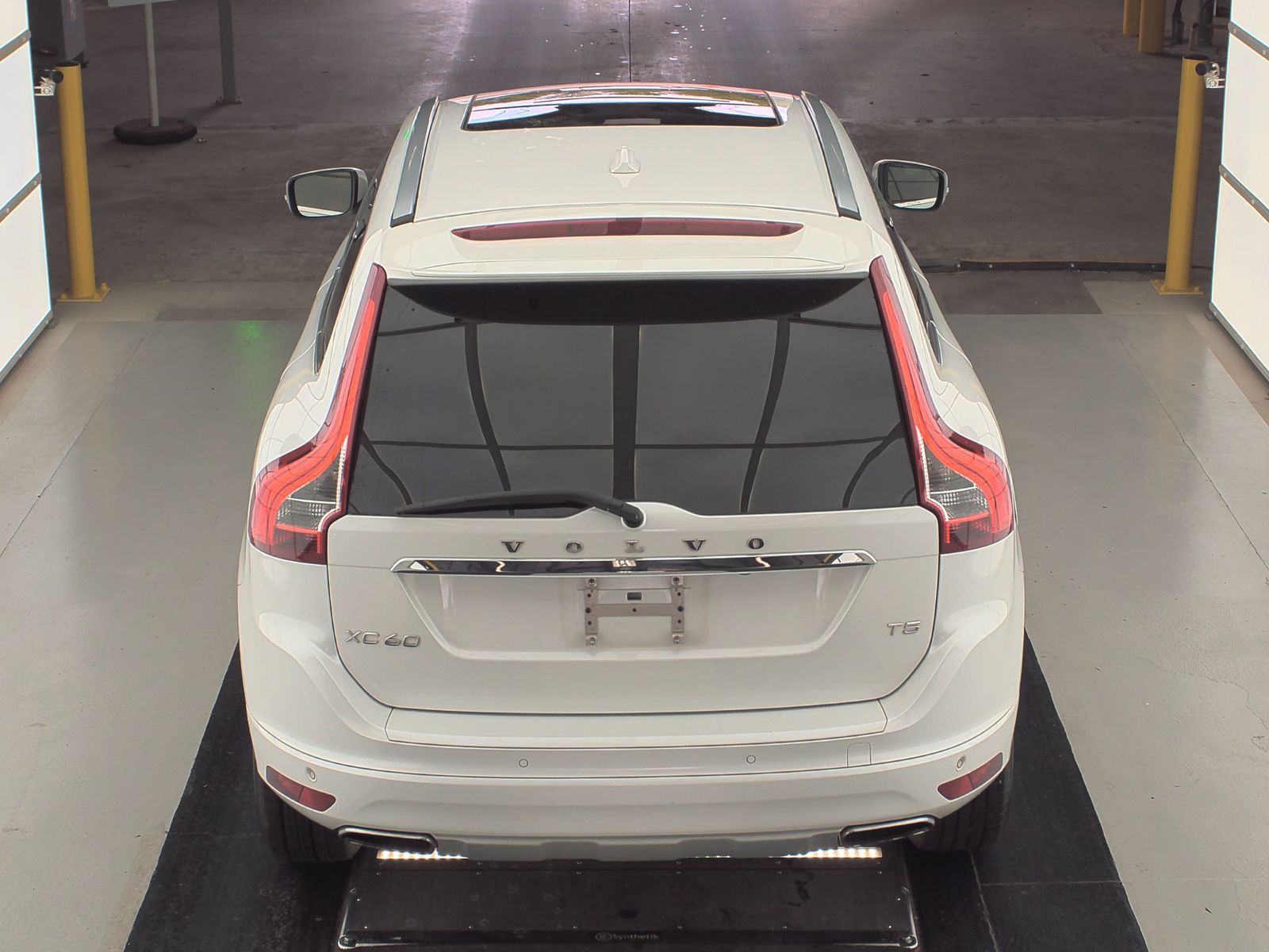 2017 Volvo XC60 T5 Inscription FWD