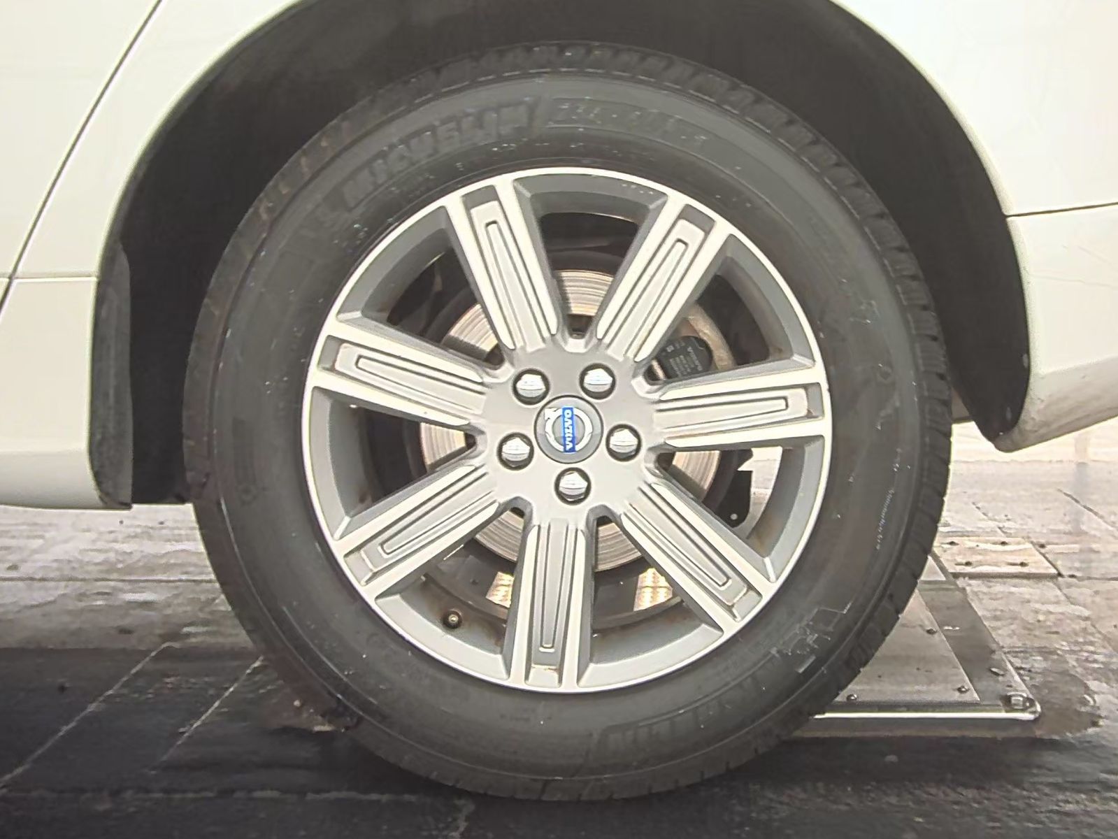 2017 Volvo XC60 T5 Inscription FWD