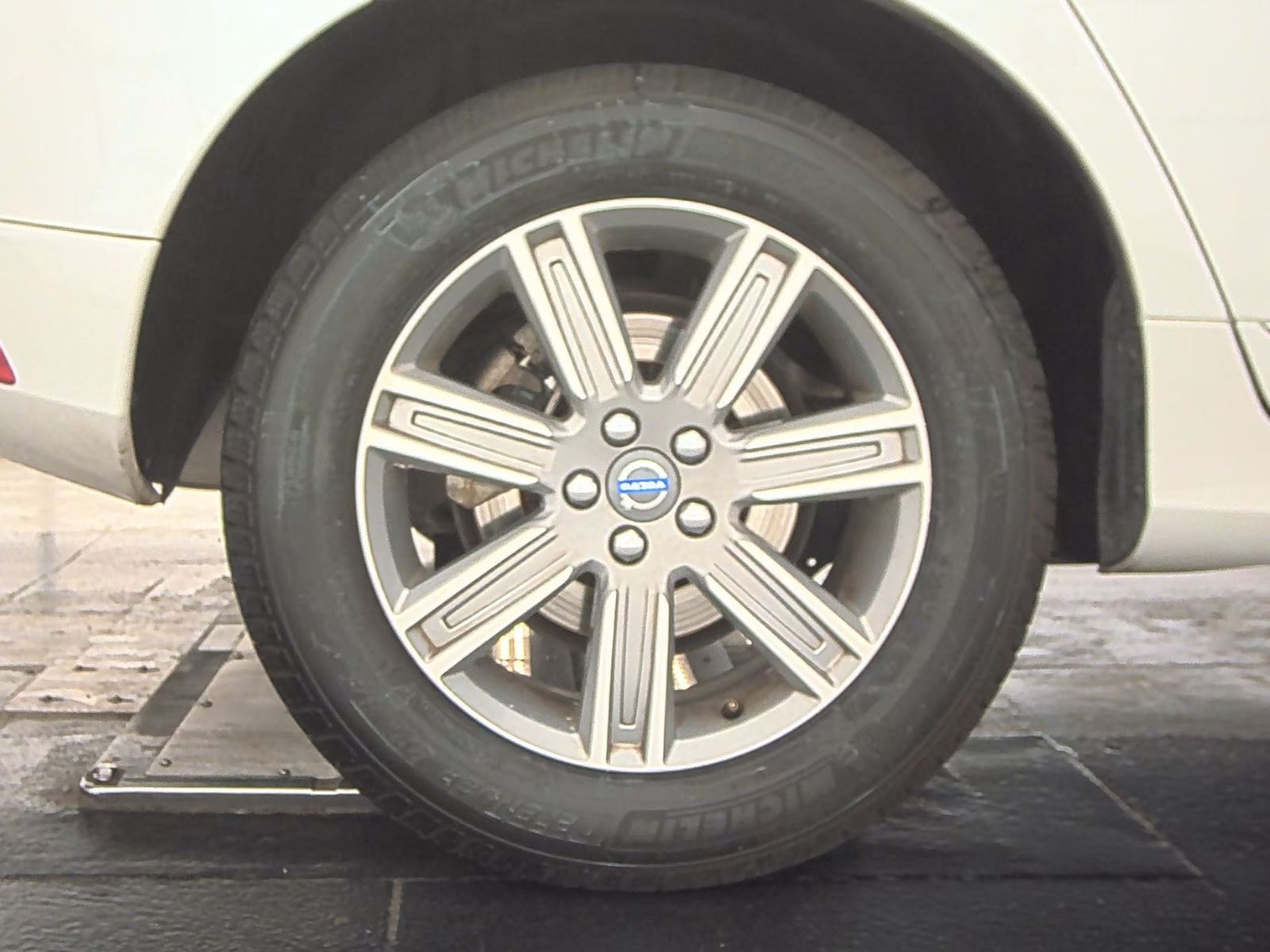 2017 Volvo XC60 T5 Inscription FWD