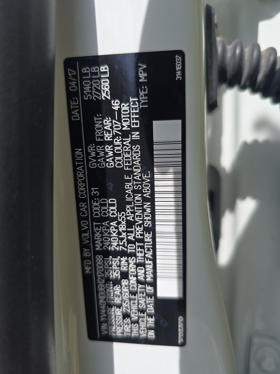 2017 Volvo XC60 T5 Inscription FWD