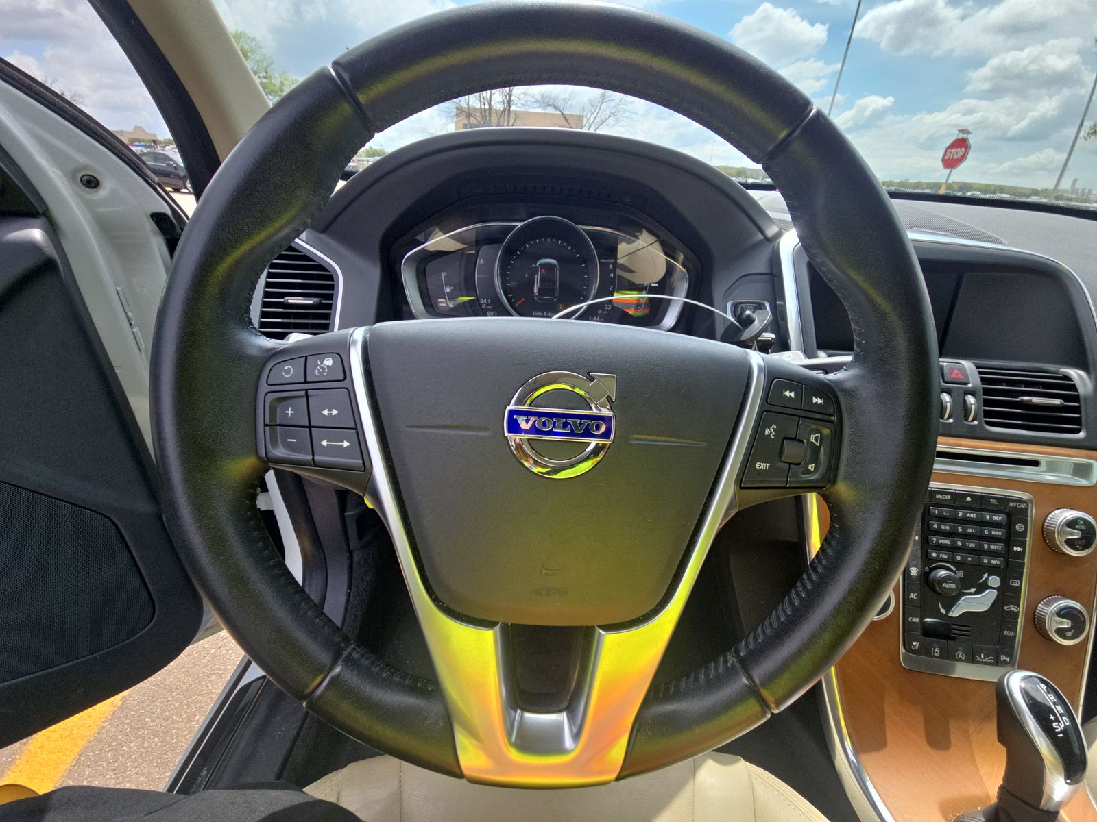 2017 Volvo XC60 T5 Inscription FWD