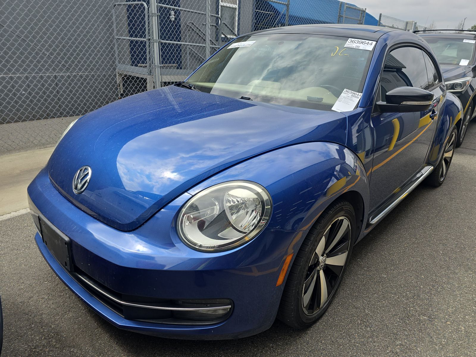 2013 Volkswagen Beetle 2.0T Turbo FWD