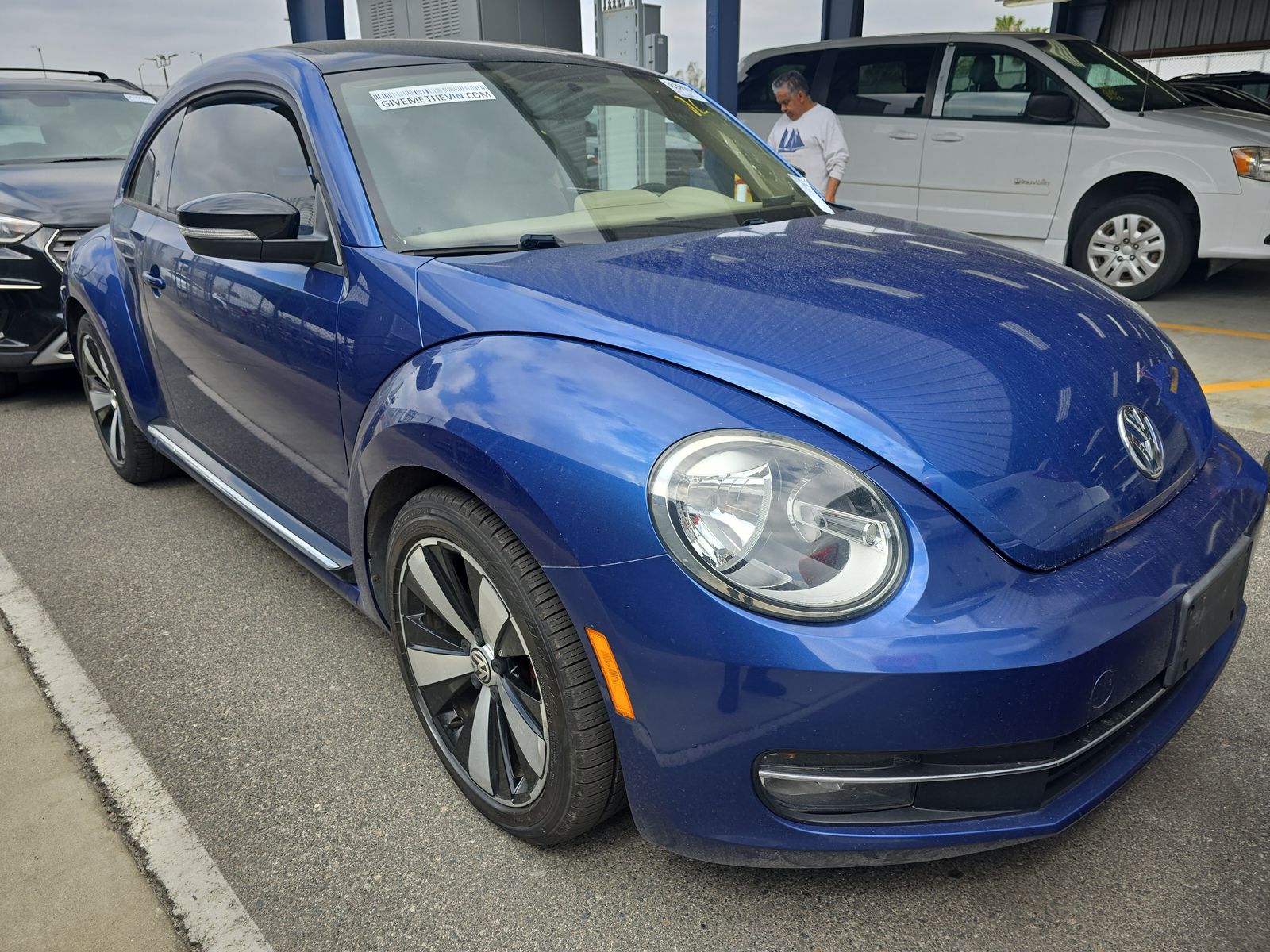 2013 Volkswagen Beetle 2.0T Turbo FWD