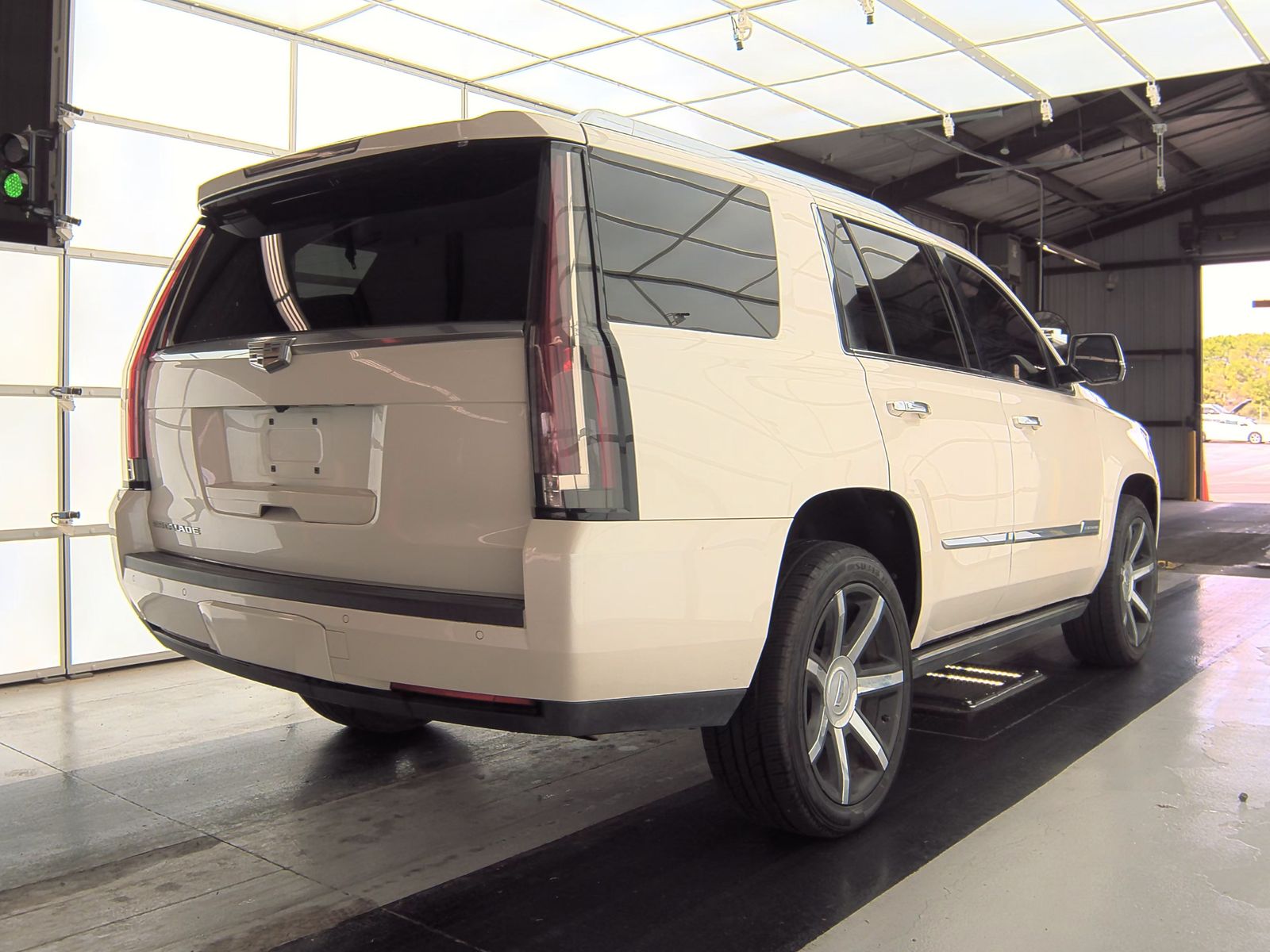 2015 Cadillac Escalade Premium RWD