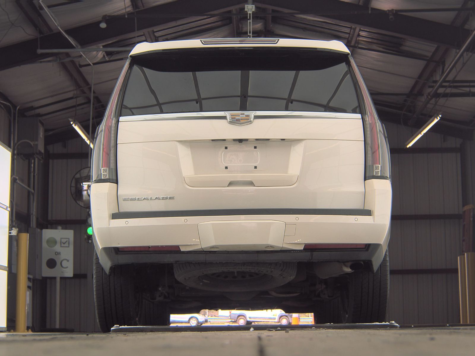 2015 Cadillac Escalade Premium RWD