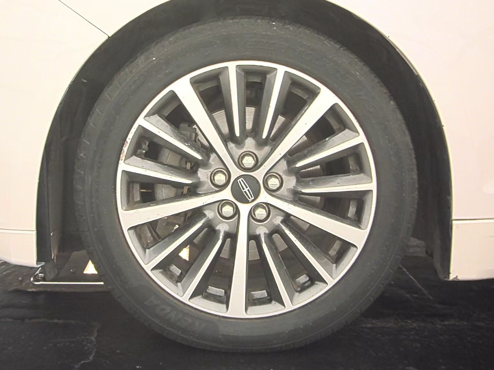 2019 Lincoln MKZ Standard FWD