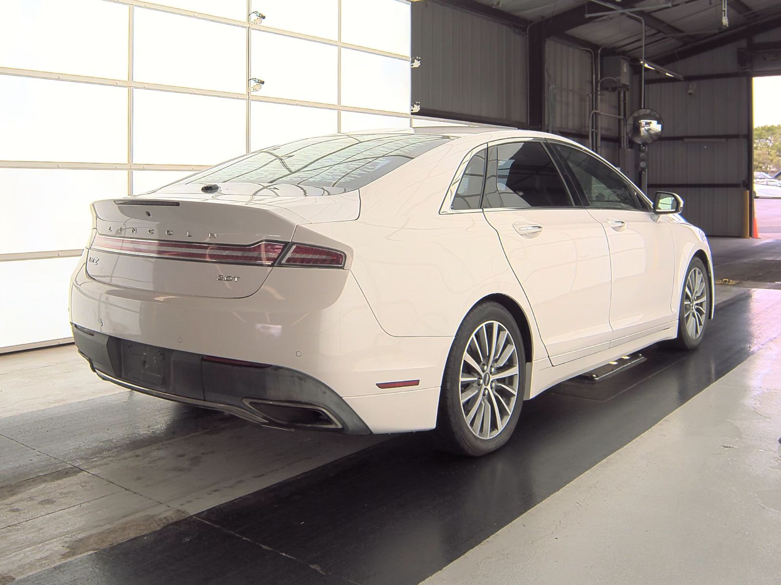 2019 Lincoln MKZ Standard FWD