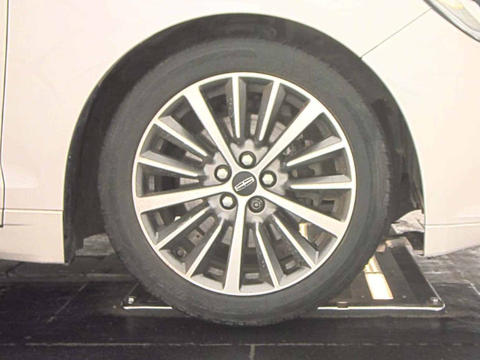 2019 Lincoln MKZ Standard FWD