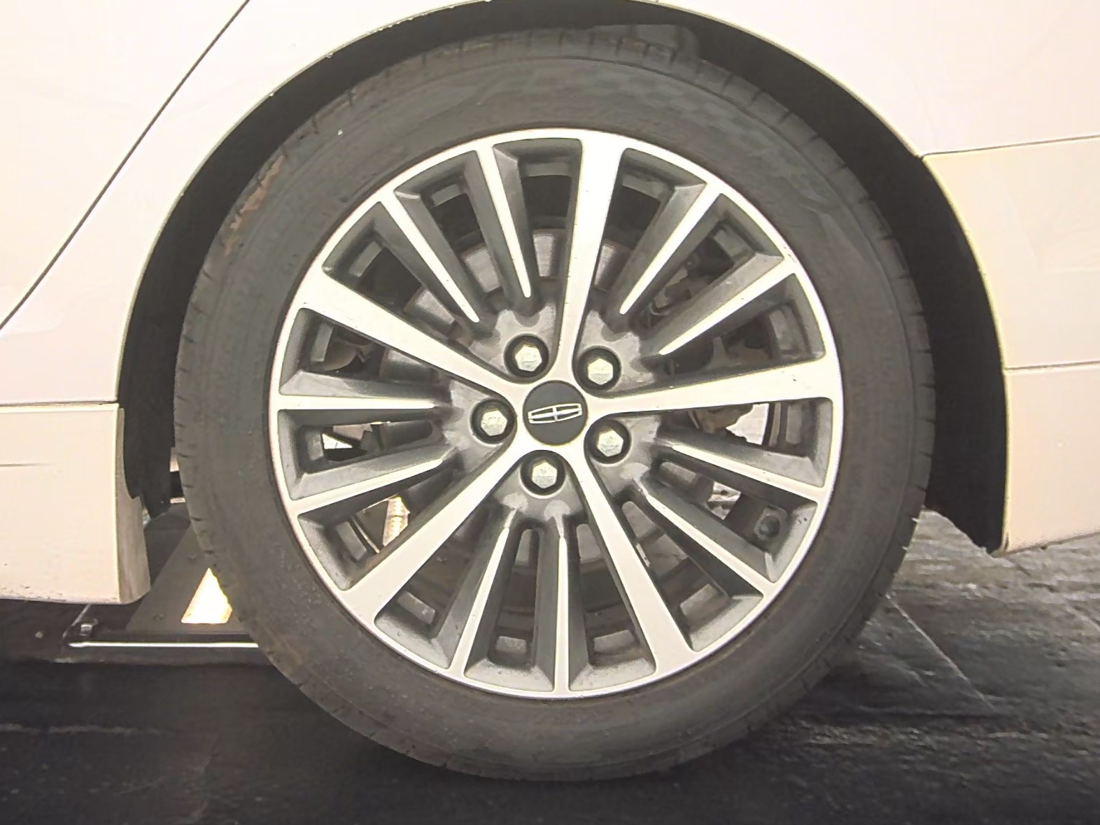 2019 Lincoln MKZ Standard FWD