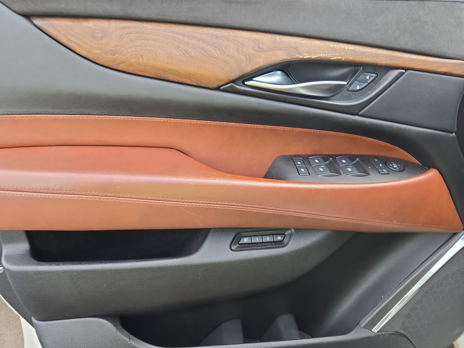 2015 Cadillac Escalade Premium RWD