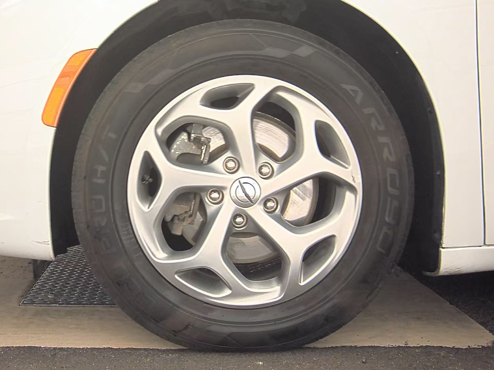 2023 Chrysler Pacifica Limited FWD