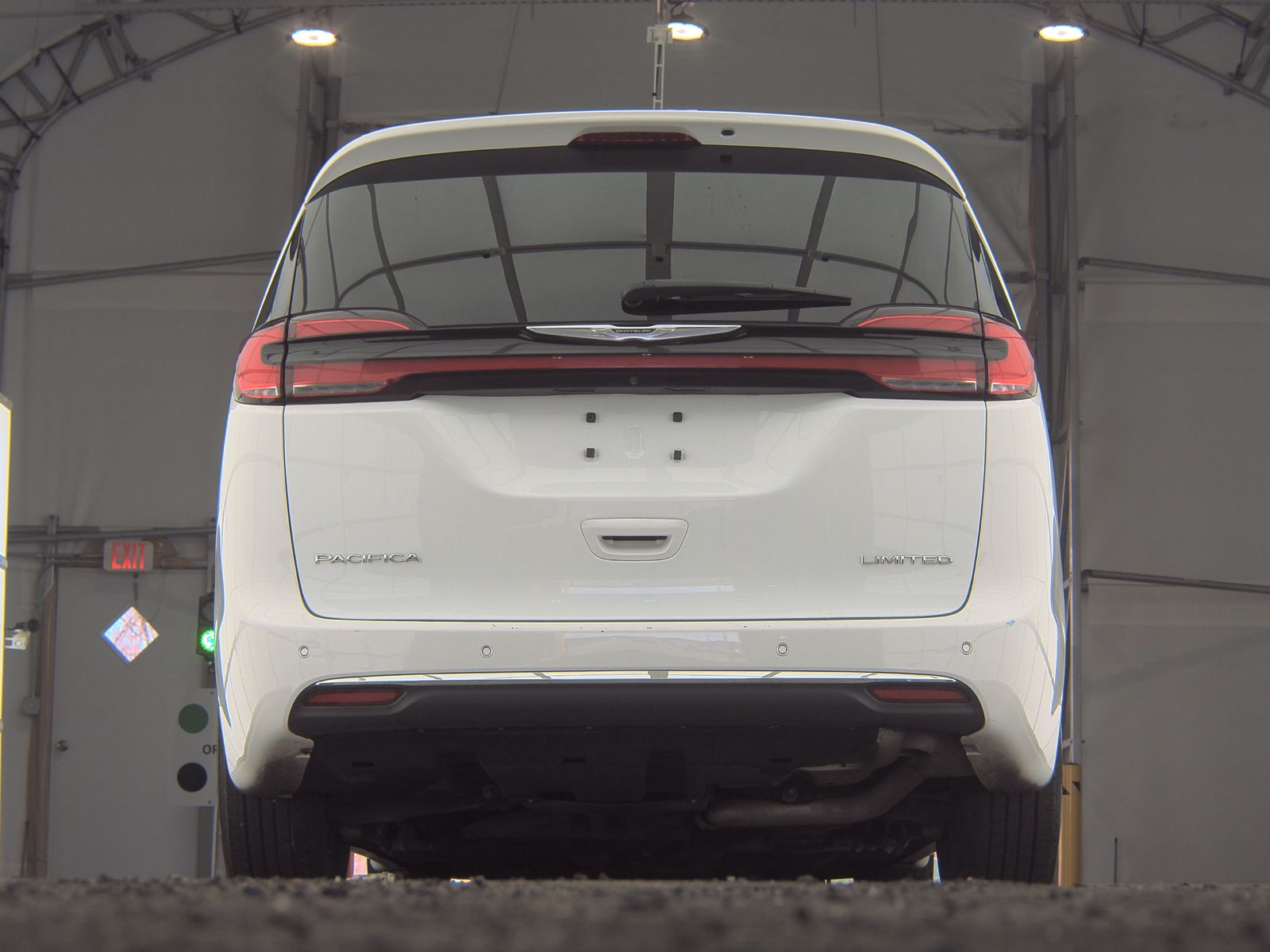 2023 Chrysler Pacifica Limited FWD