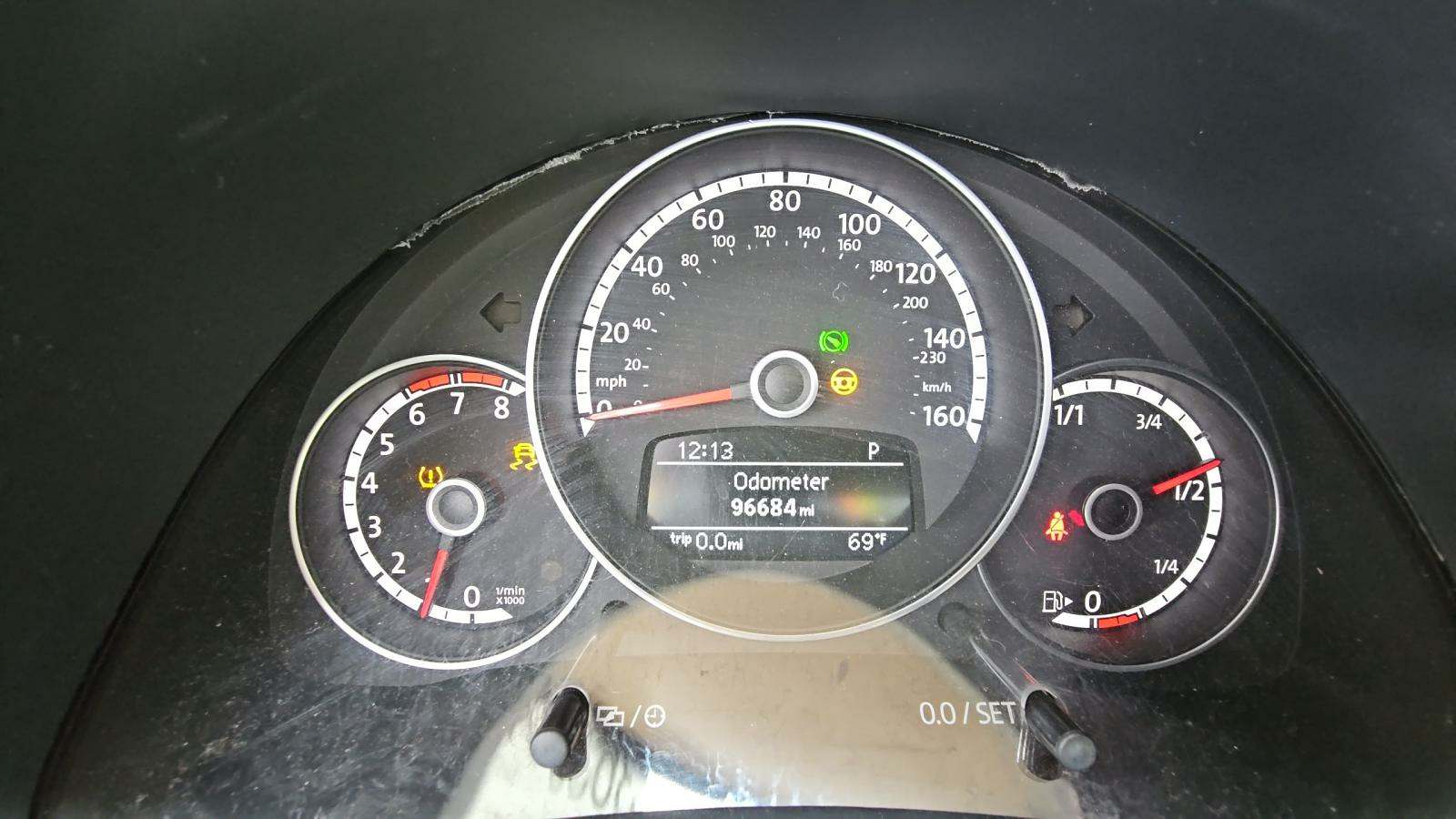 2013 Volkswagen Beetle 2.0T Turbo FWD