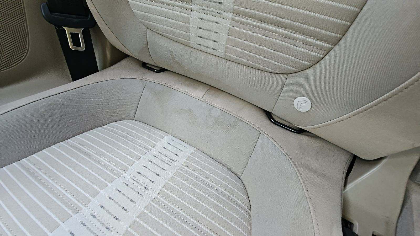 2013 Volkswagen Beetle 2.0T Turbo FWD