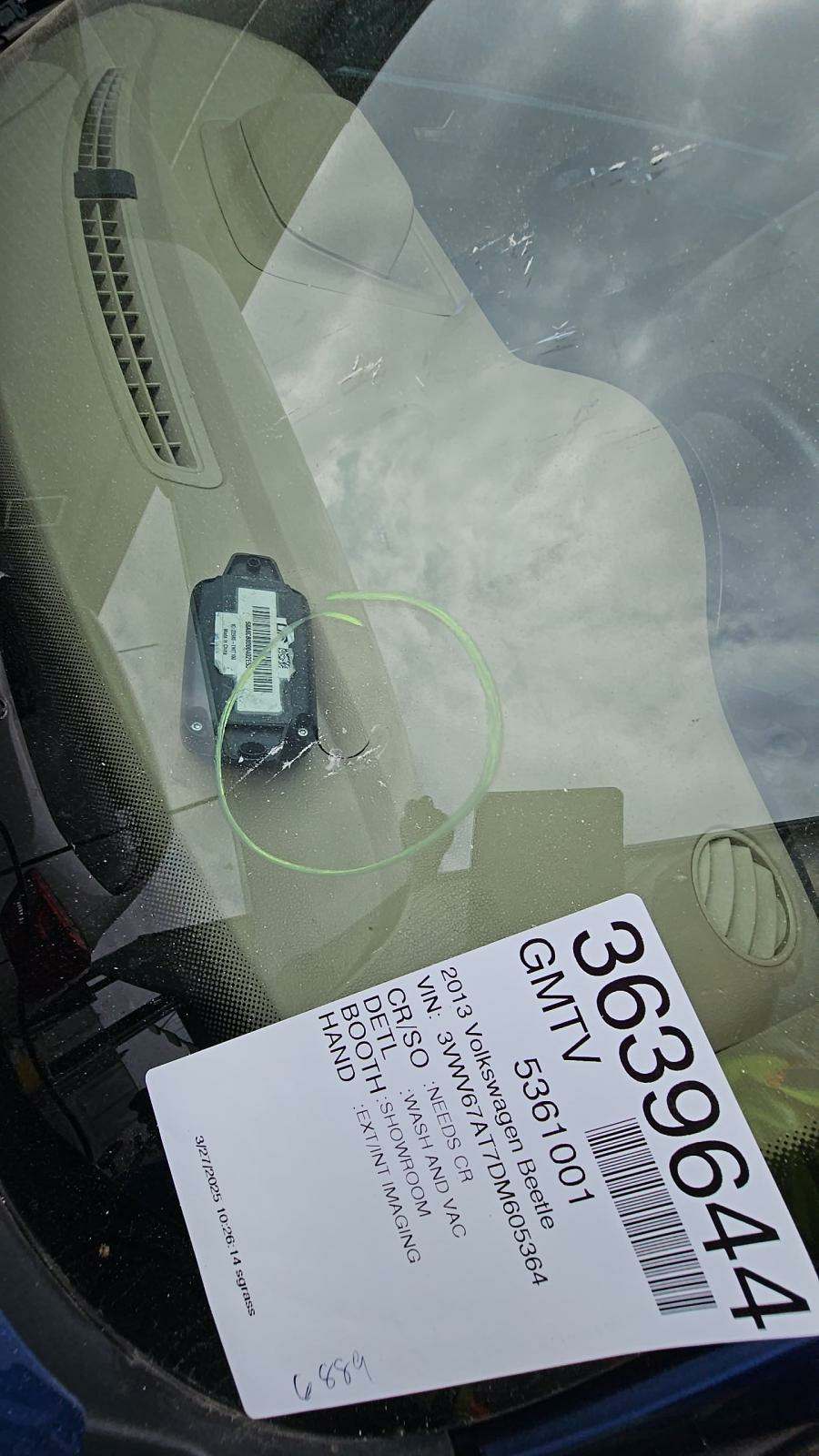 2013 Volkswagen Beetle 2.0T Turbo FWD