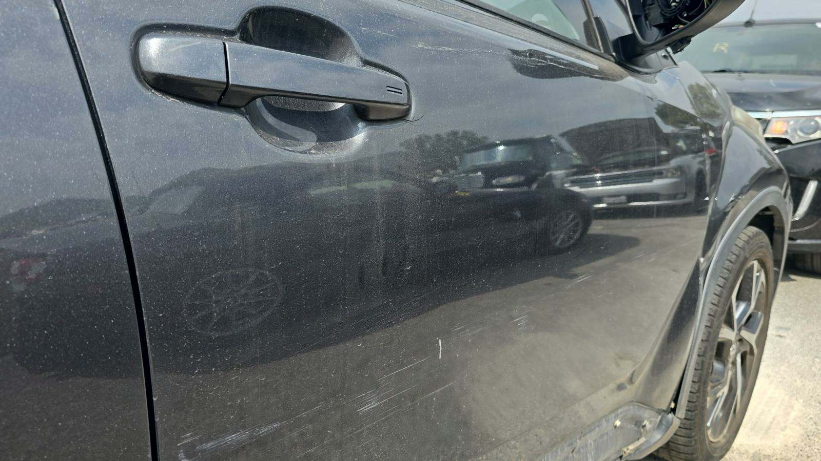 2018 Toyota C-HR XLE Premium FWD