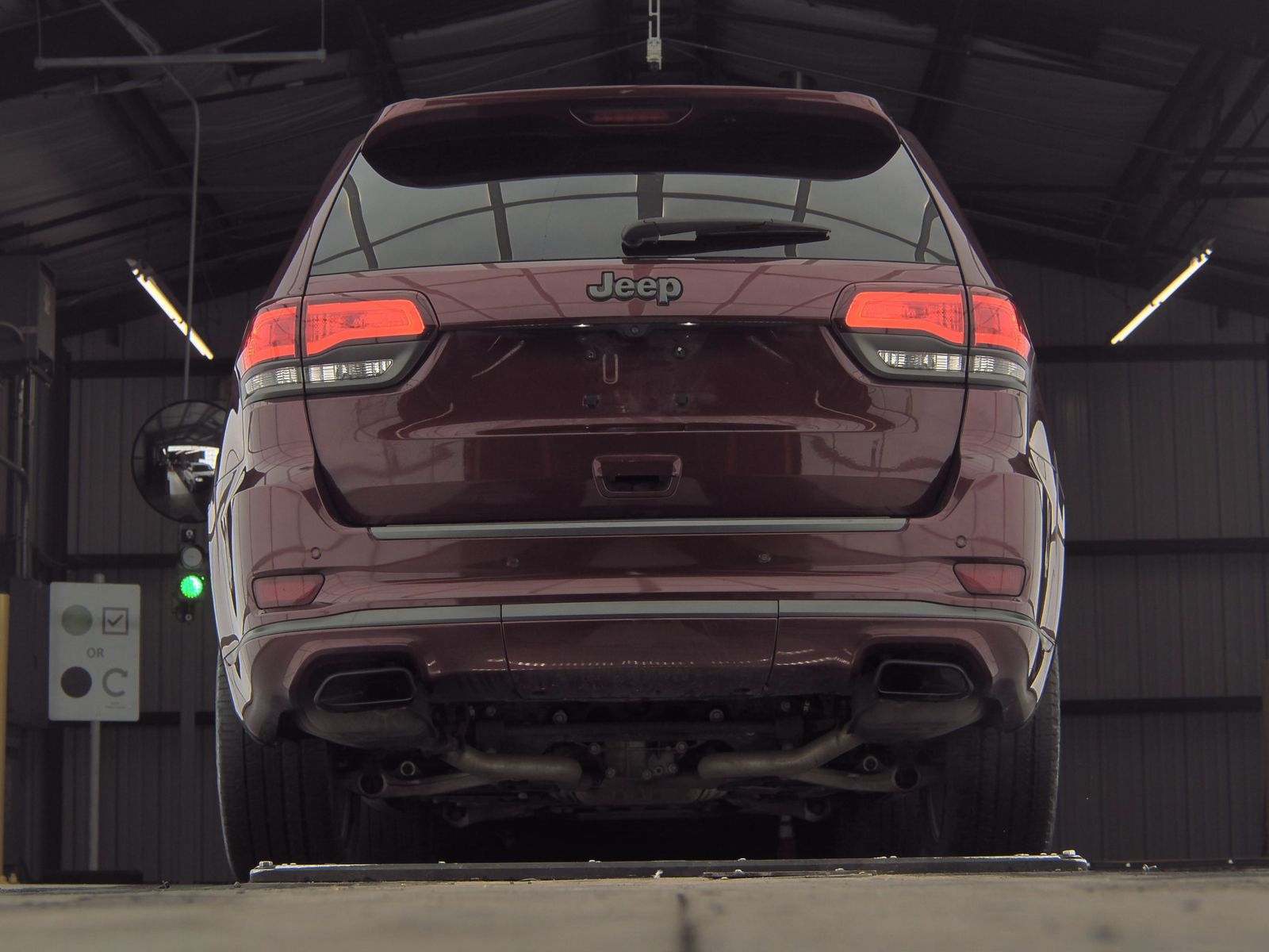2018 Jeep Grand Cherokee Overland High Altitude Edition RWD