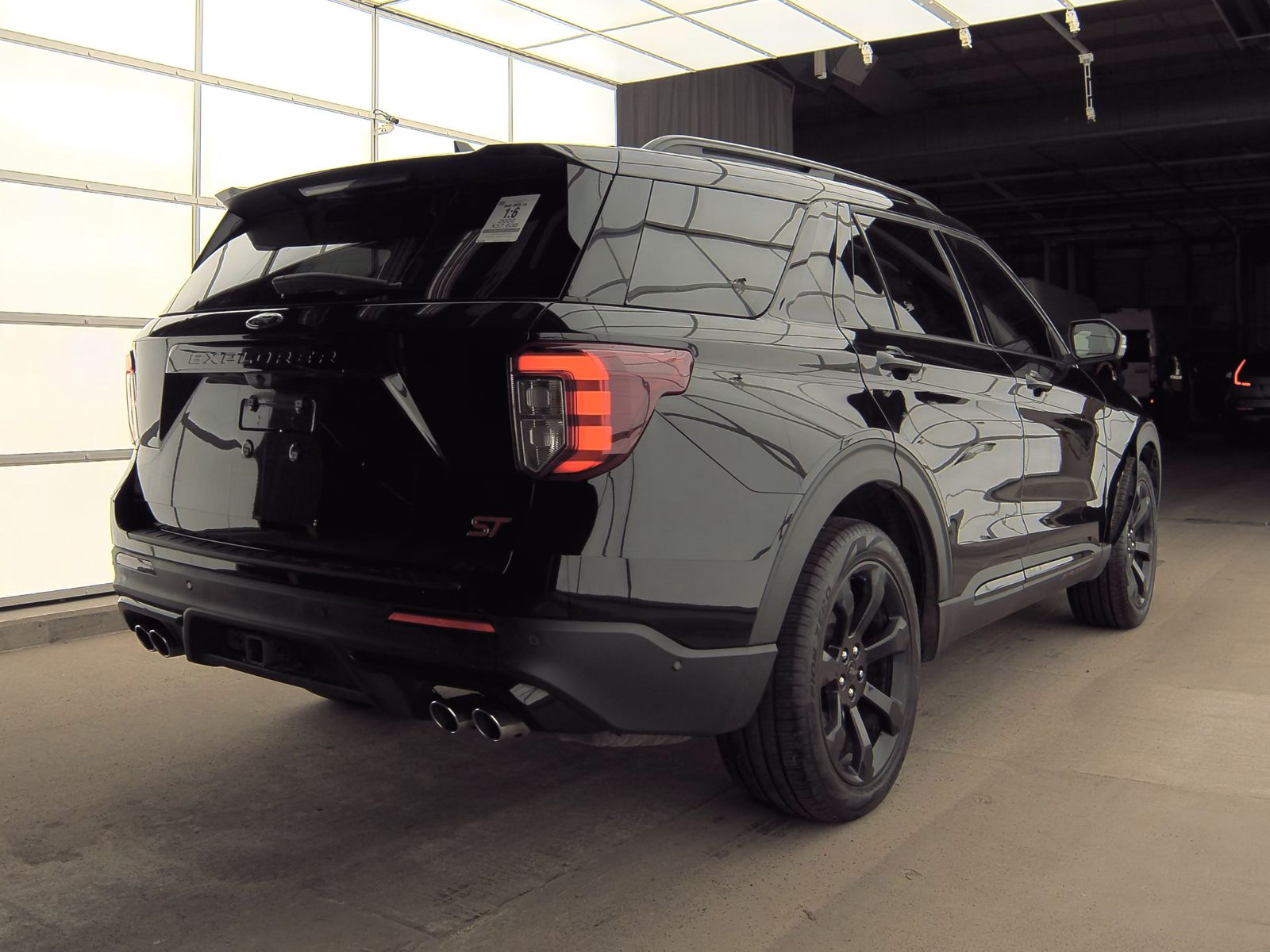 2022 Ford Explorer ST AWD