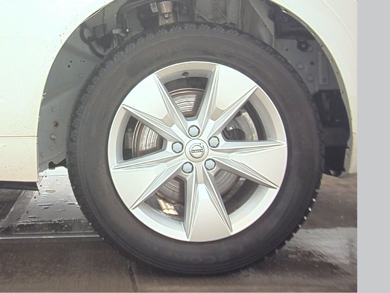 2022 Volvo XC60 B5 Momentum AWD