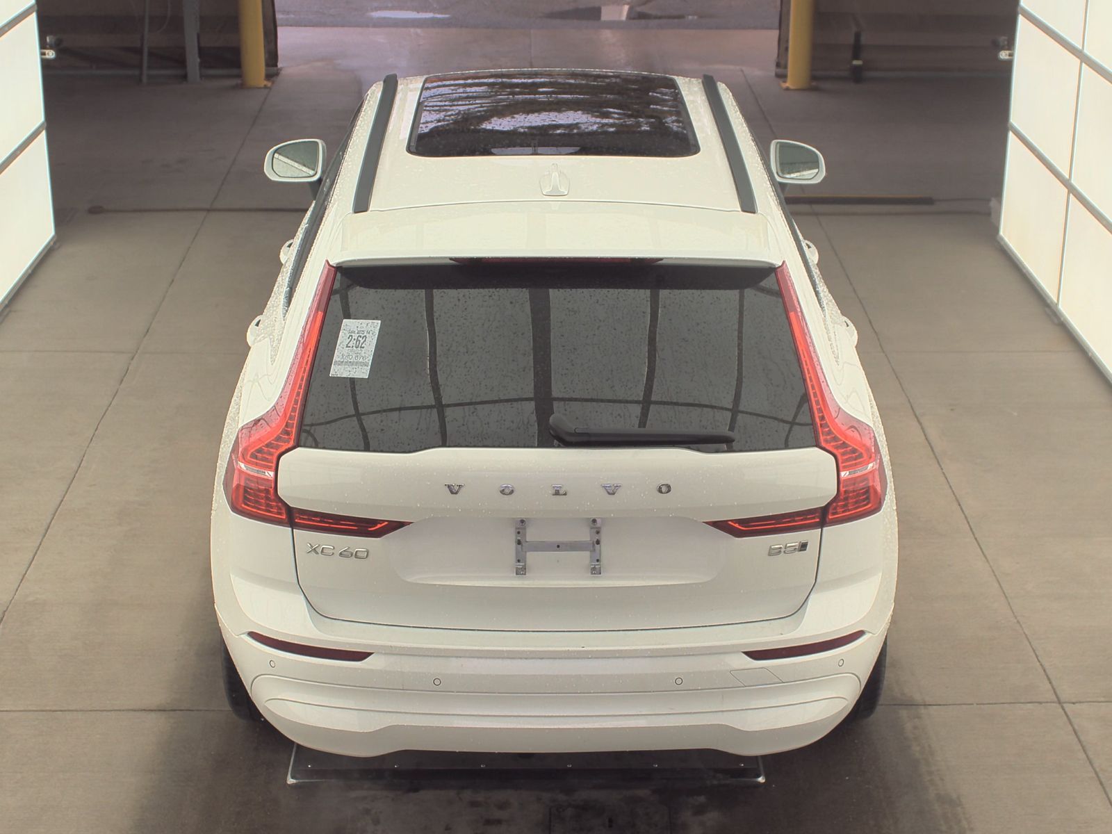 2022 Volvo XC60 B5 Momentum AWD