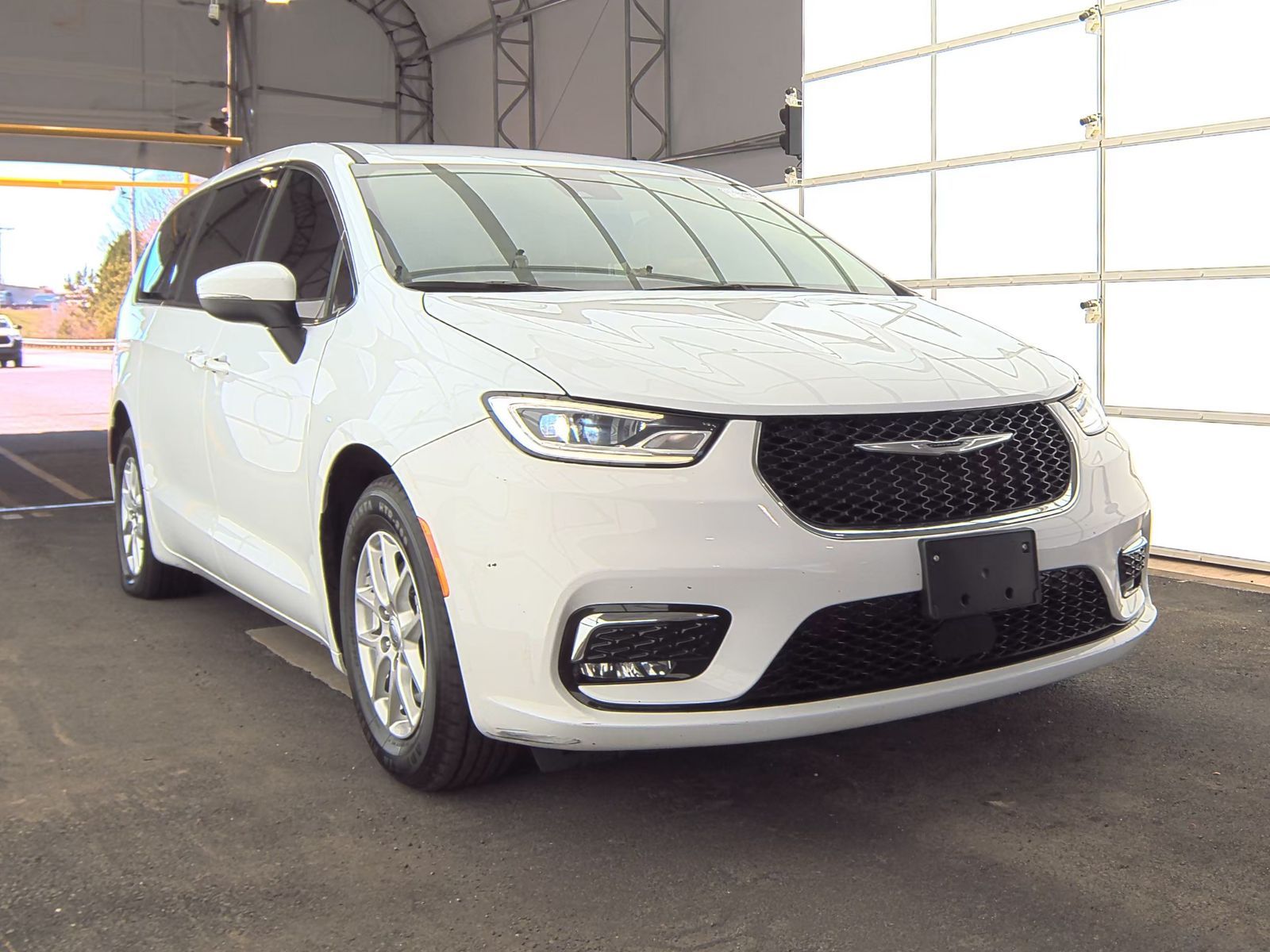 2023 Chrysler Pacifica Touring L FWD