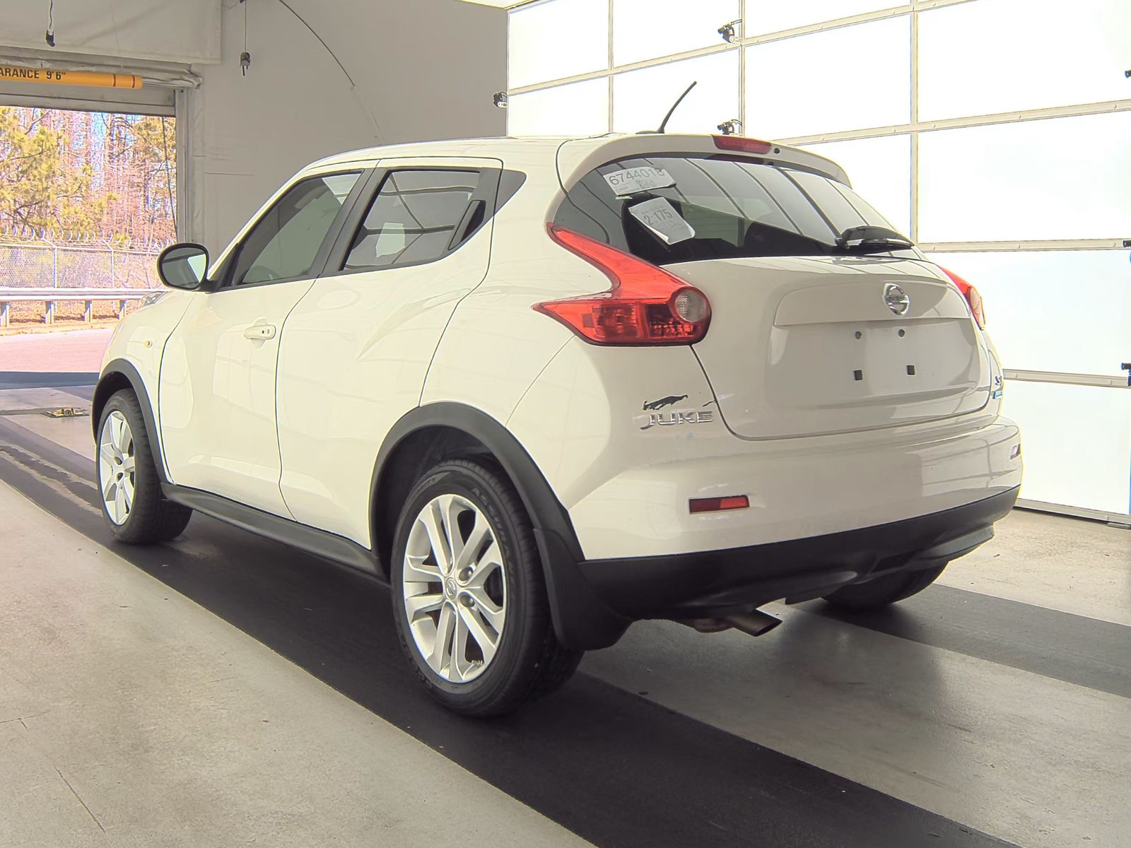 2014 Nissan JUKE SV FWD